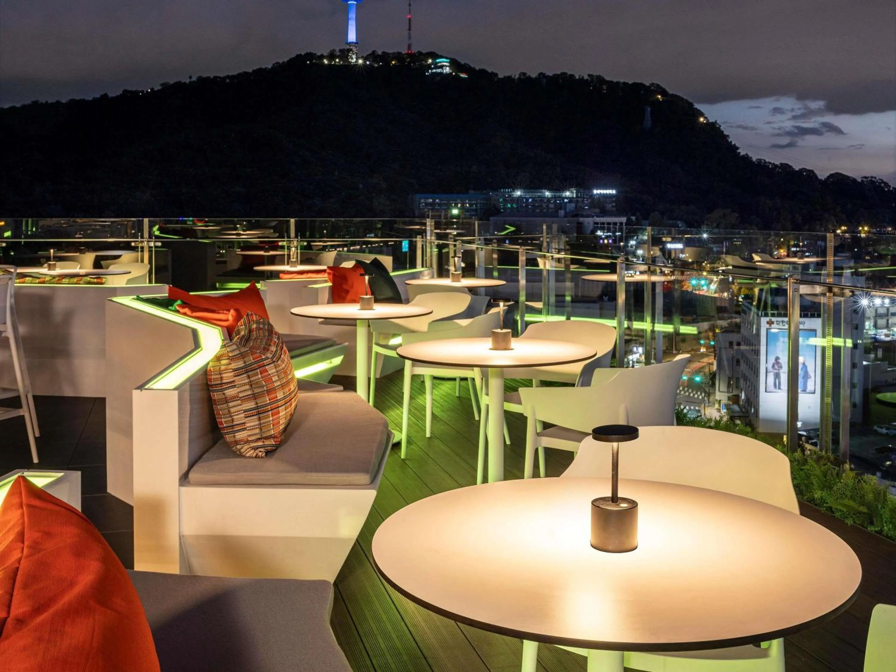 Lounge or bar in ibis Styles Ambassador Seoul Myeong-dong