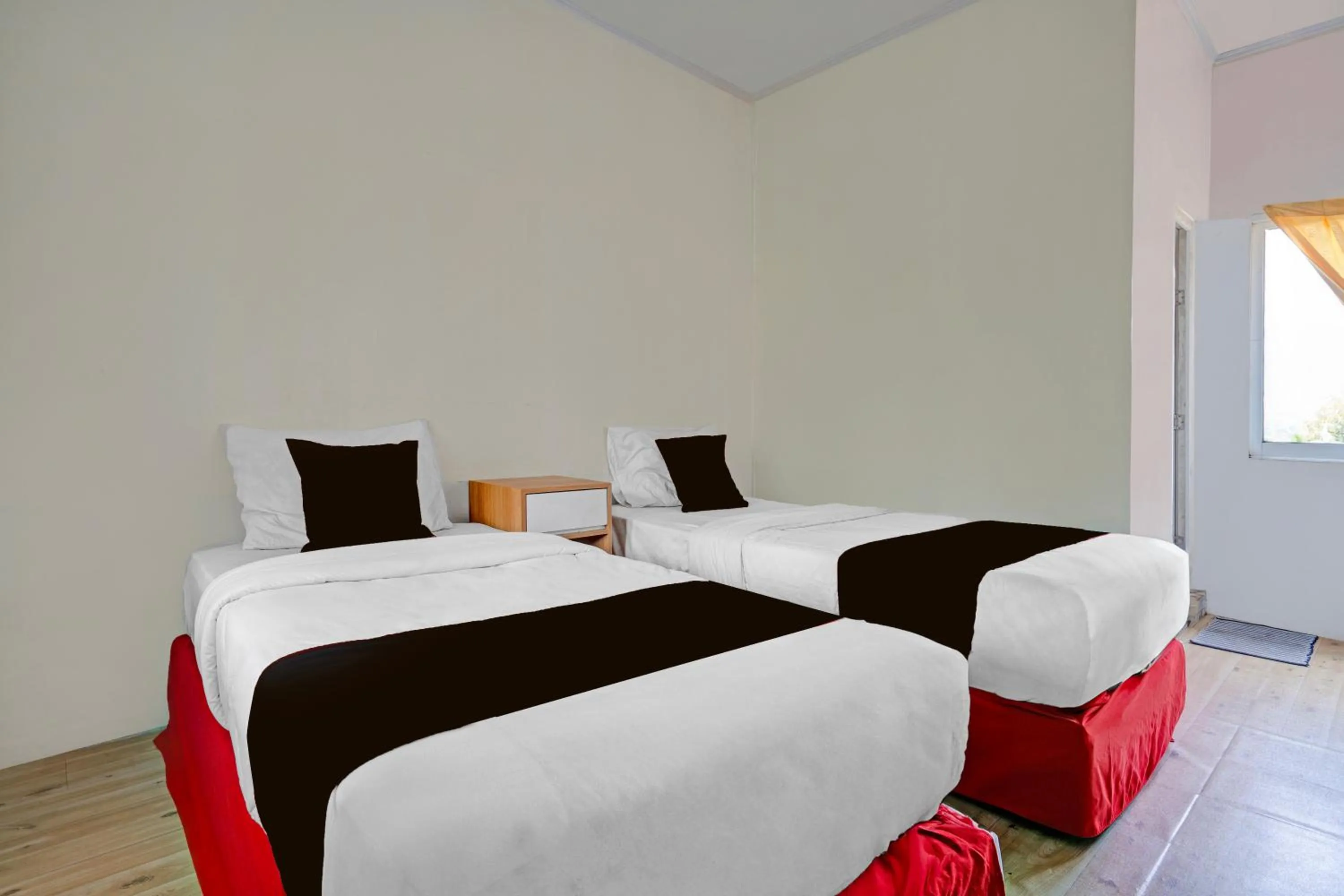 Bedroom, Bed in Collection O Subang near Ciater Subang formerly Orchid Villa Ciater