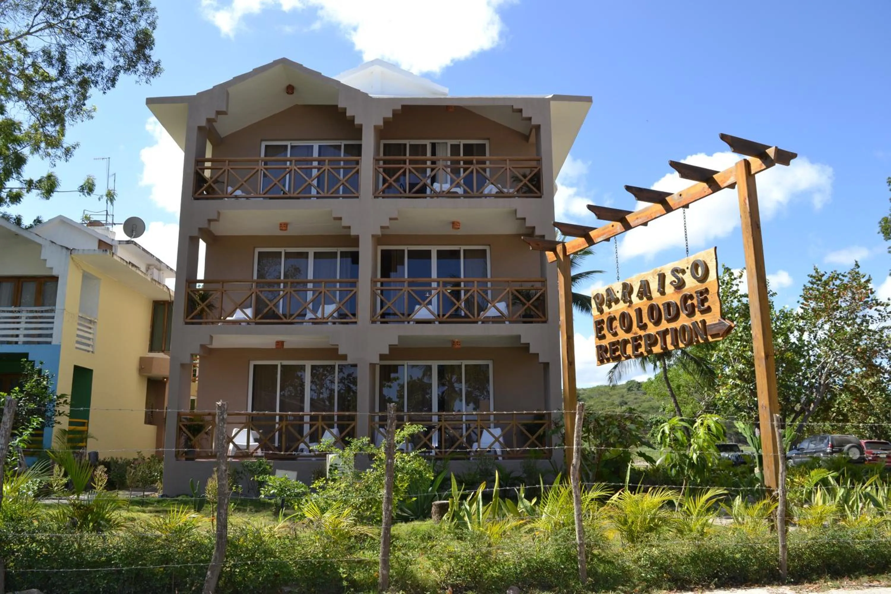 Property building in Paradise Island Beach Resort