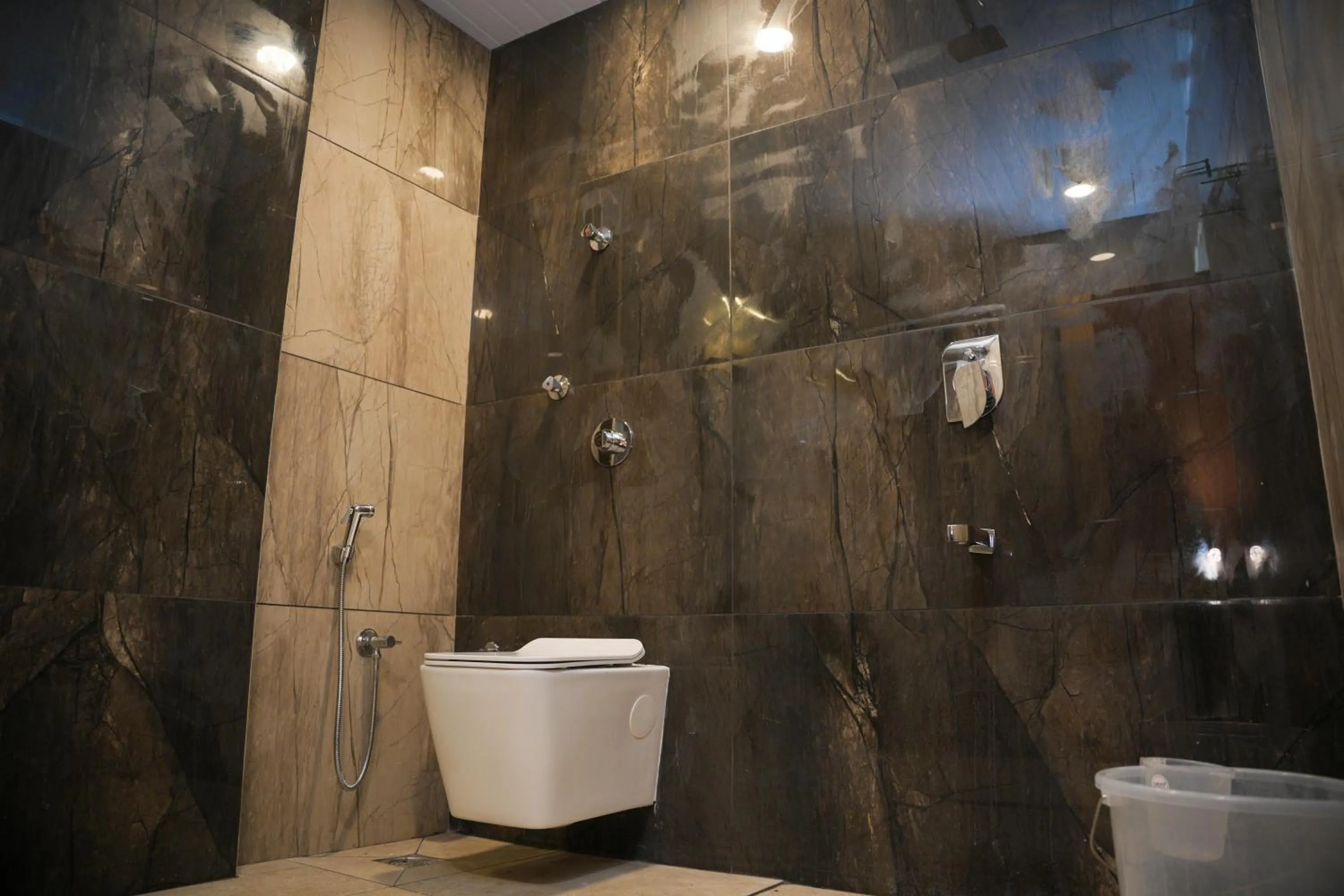 Shower in The Ontime Hotel, Bangalore