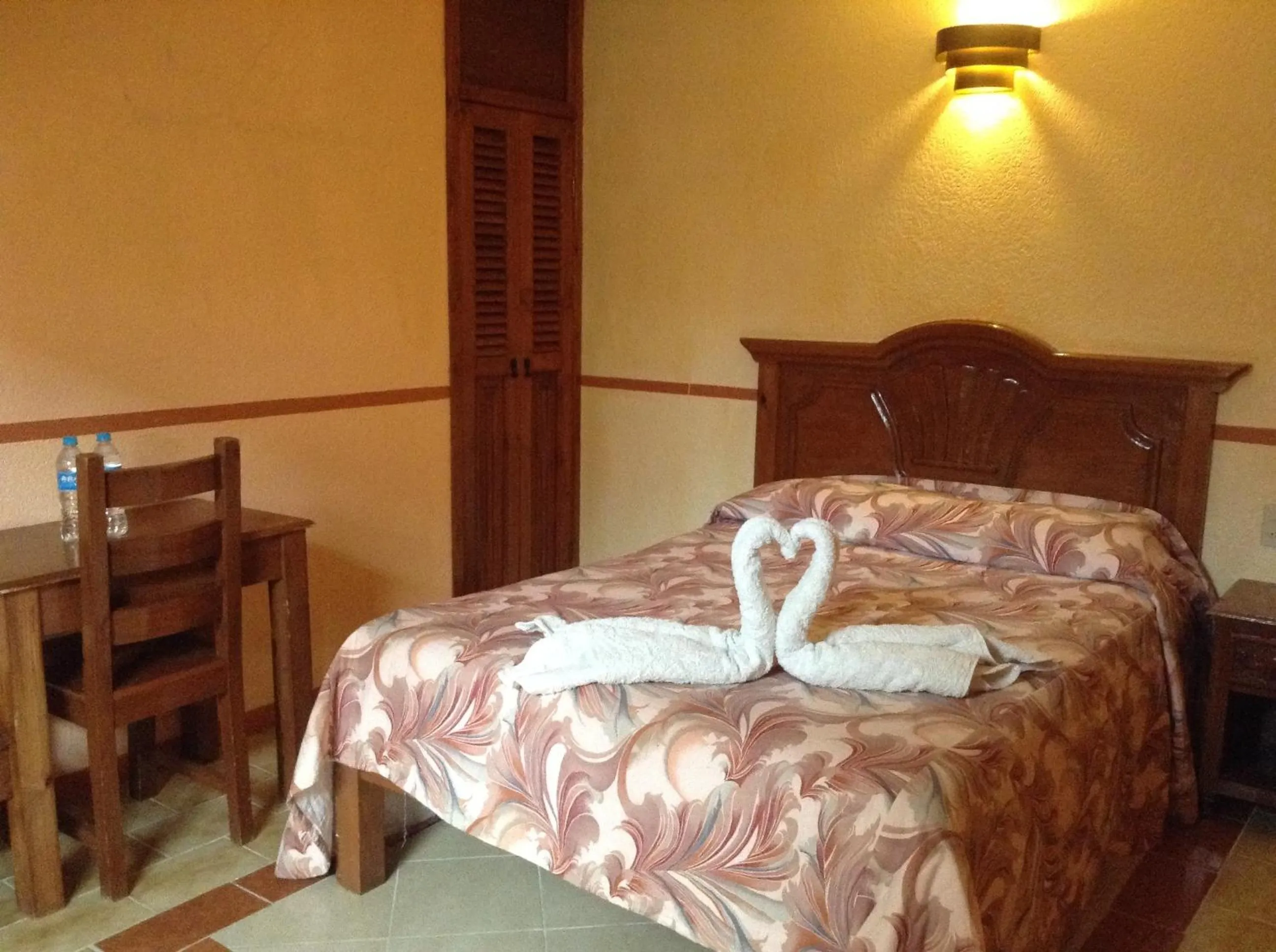 Bed in Hotel Real del Valle