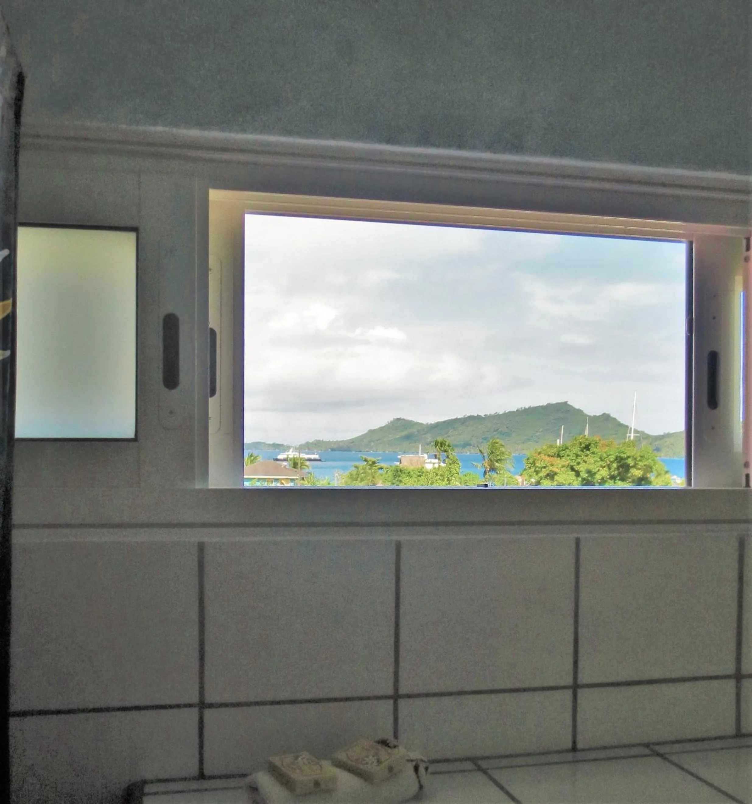 Bathroom in Sunset Hill Lodge