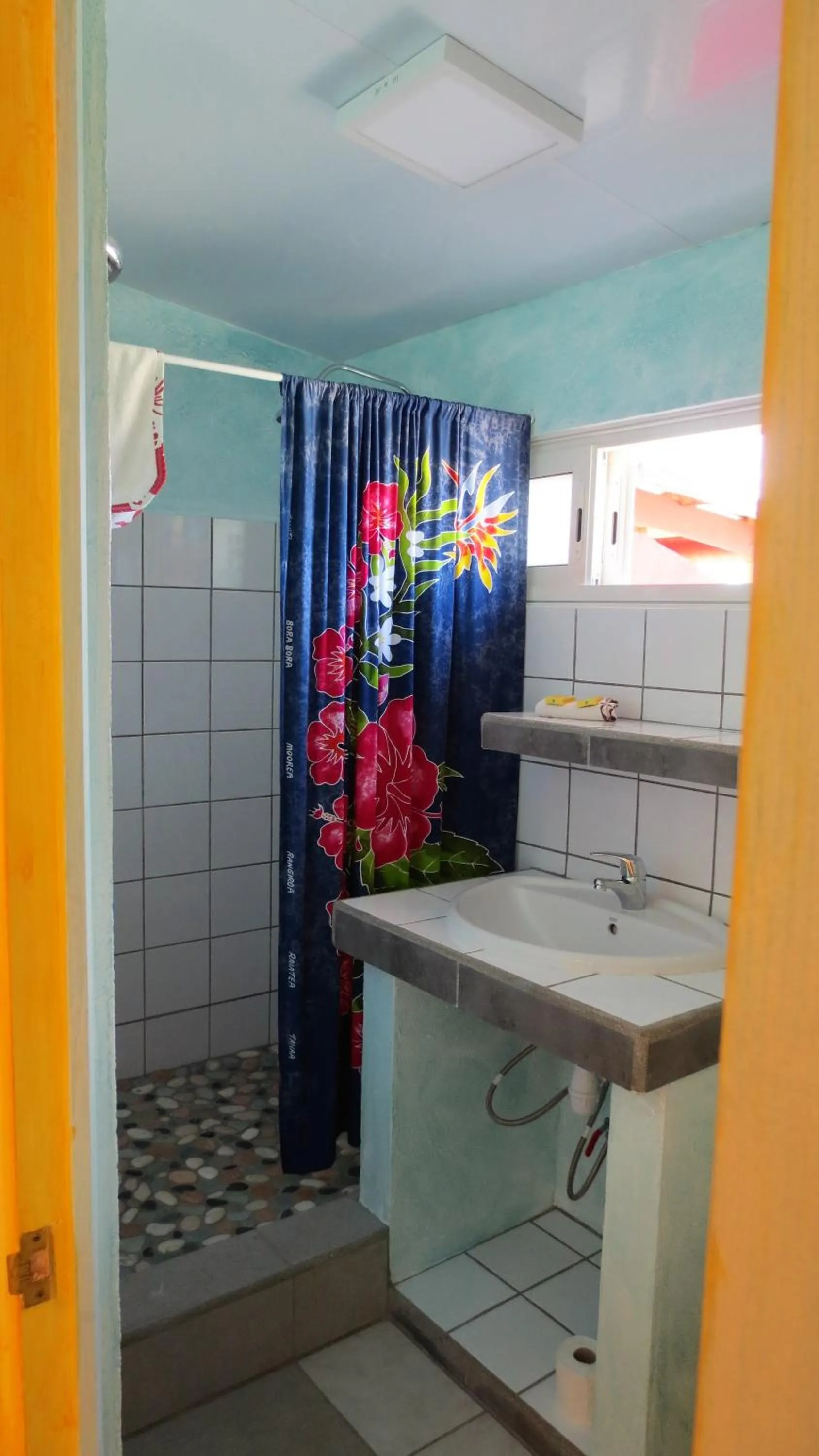 Bathroom in Sunset Hill Lodge