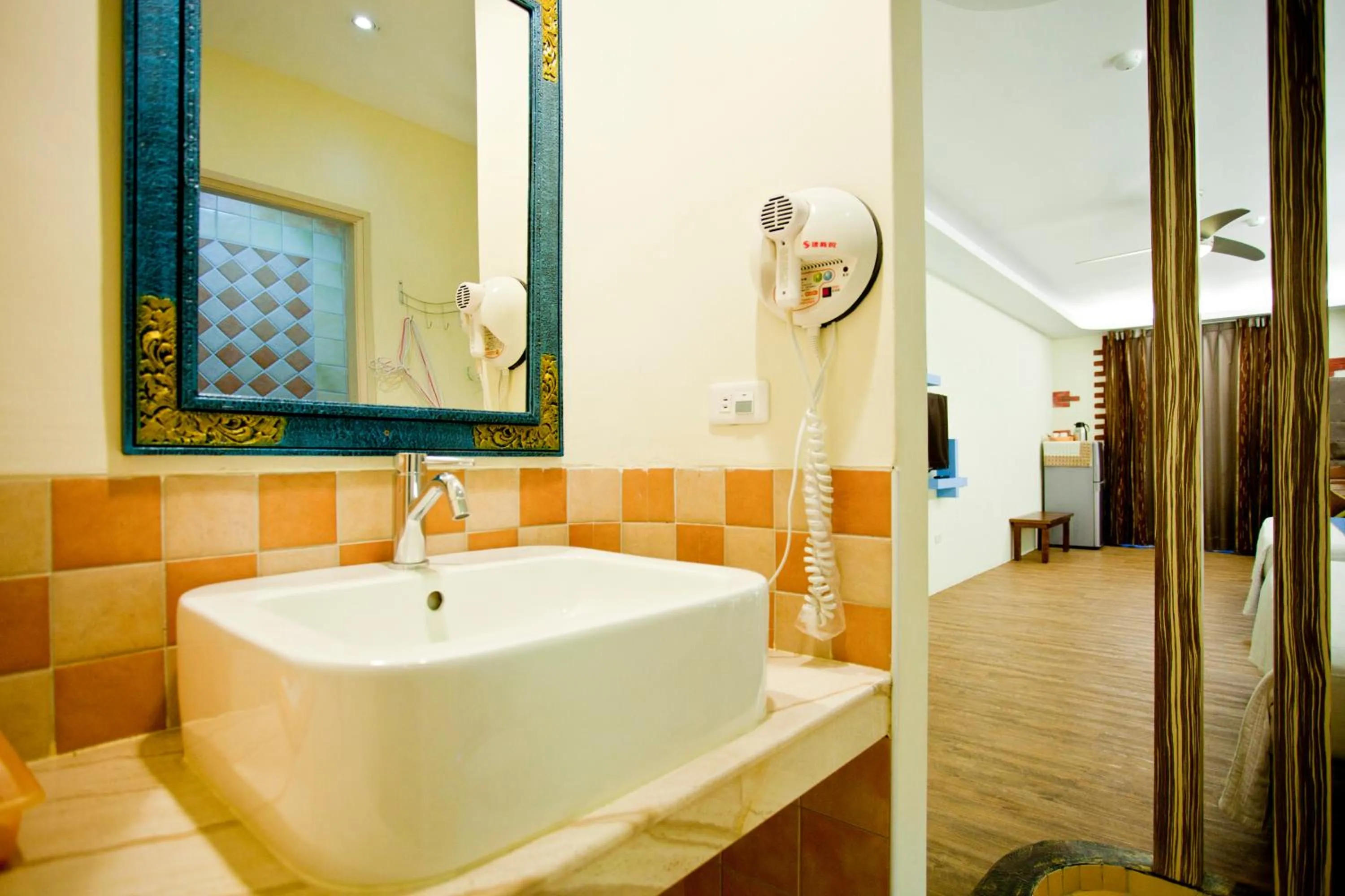 Bathroom in Millennium Inn