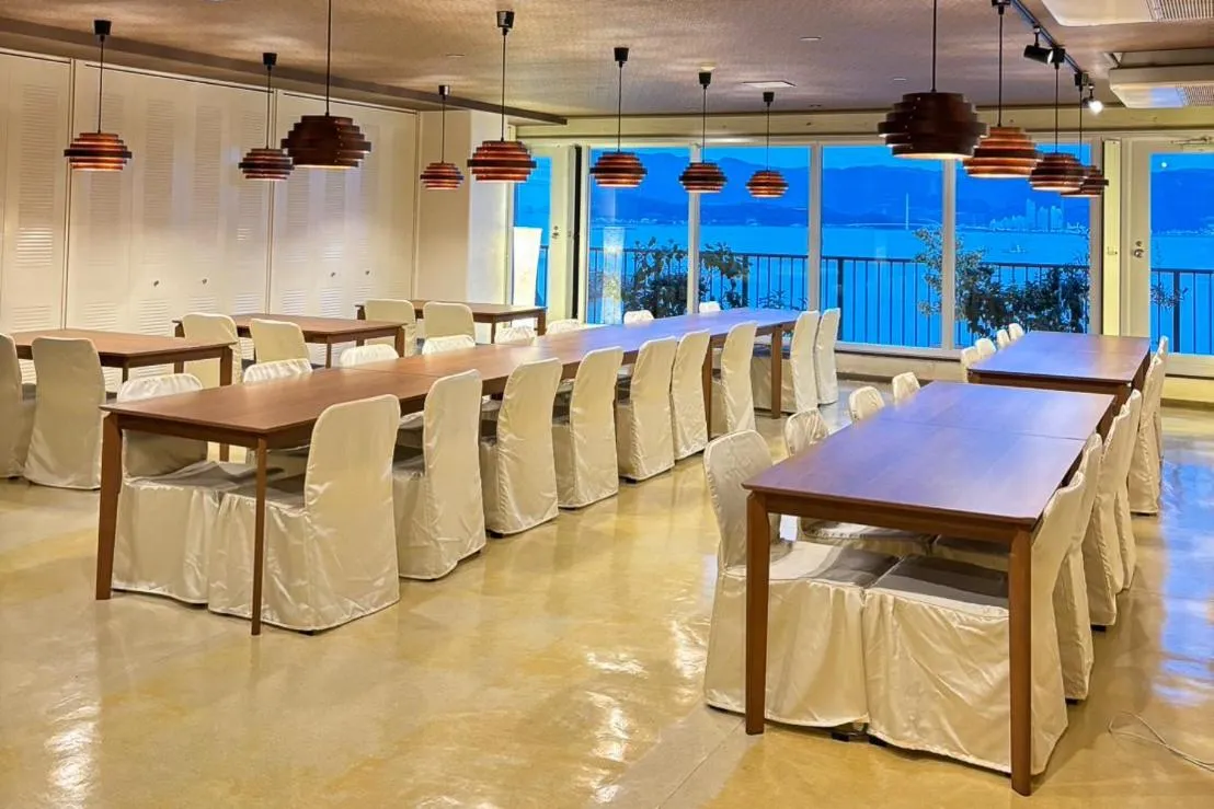 Restaurant/places to eat in Shinwaka Lodge