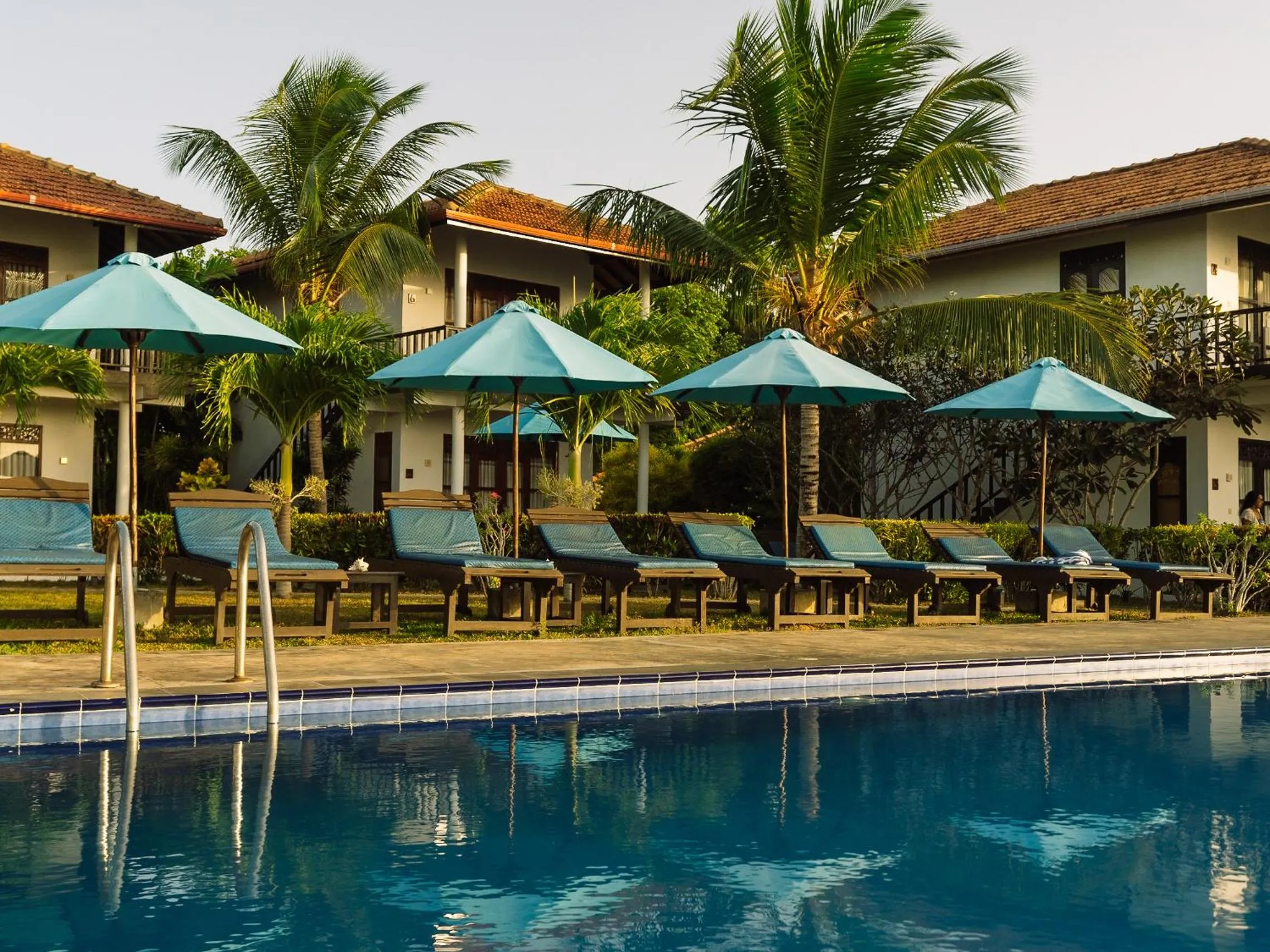 Property building in Ananthaya Beach