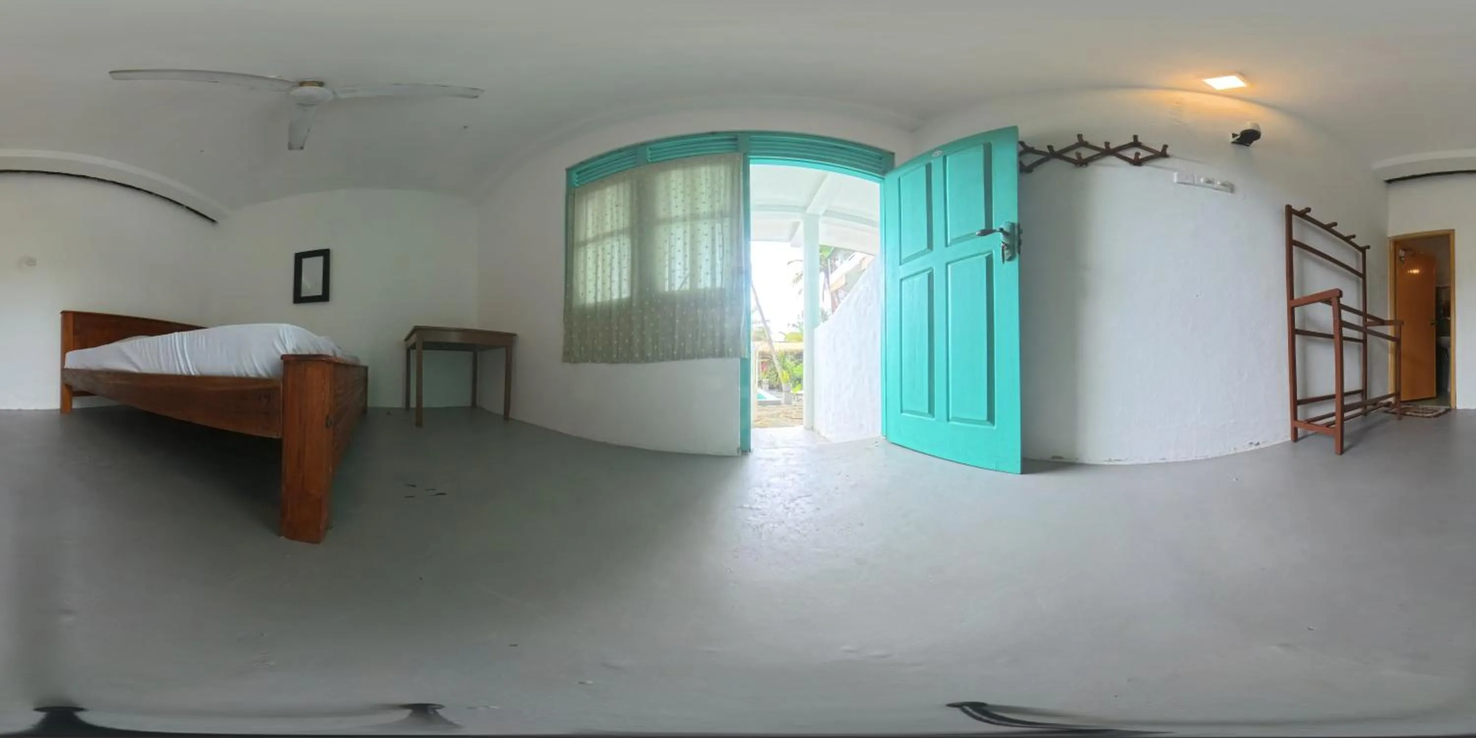 Bed in Asanka Surf House & Restaurant with pool