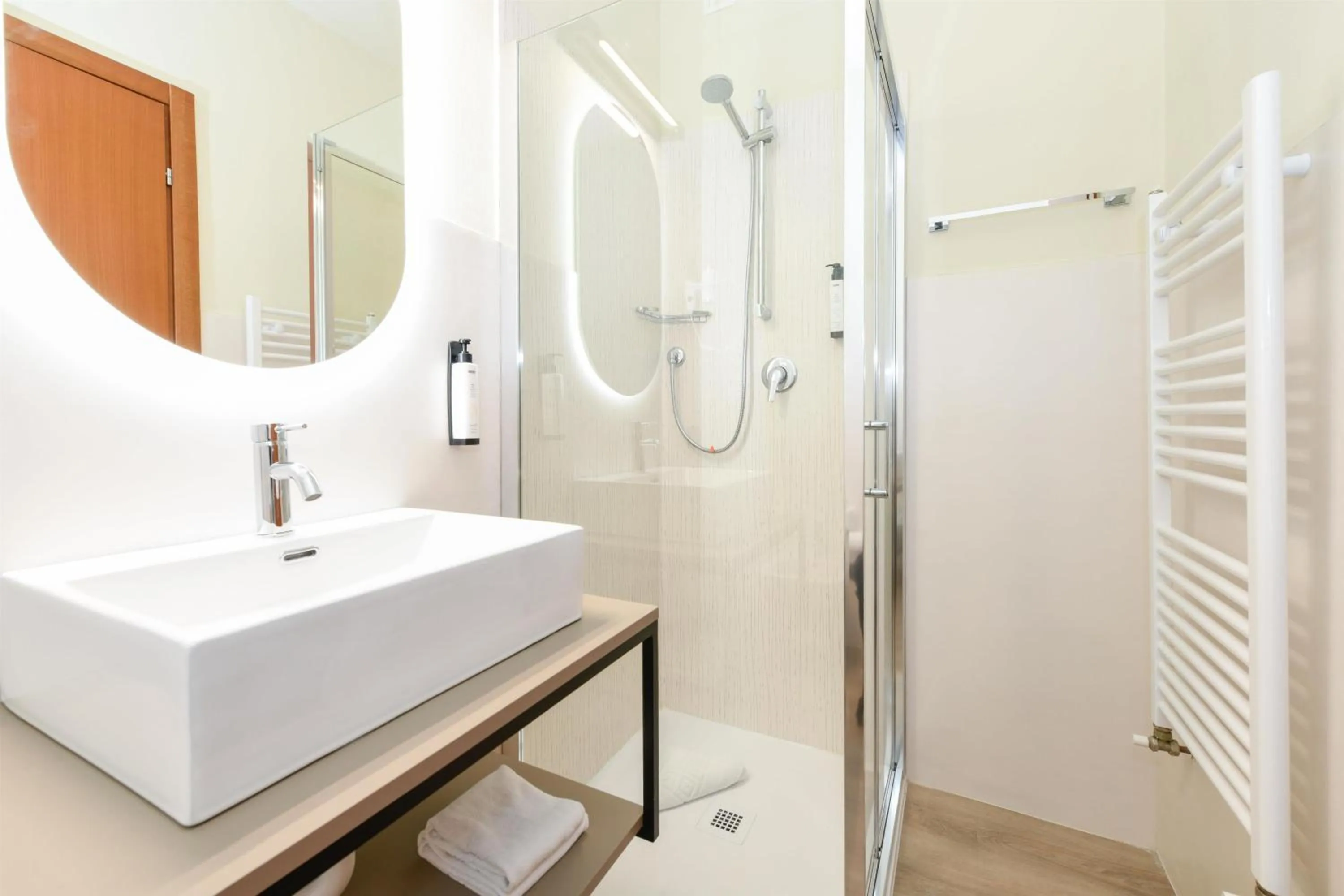 Bathroom in Best Western Hotel Garda