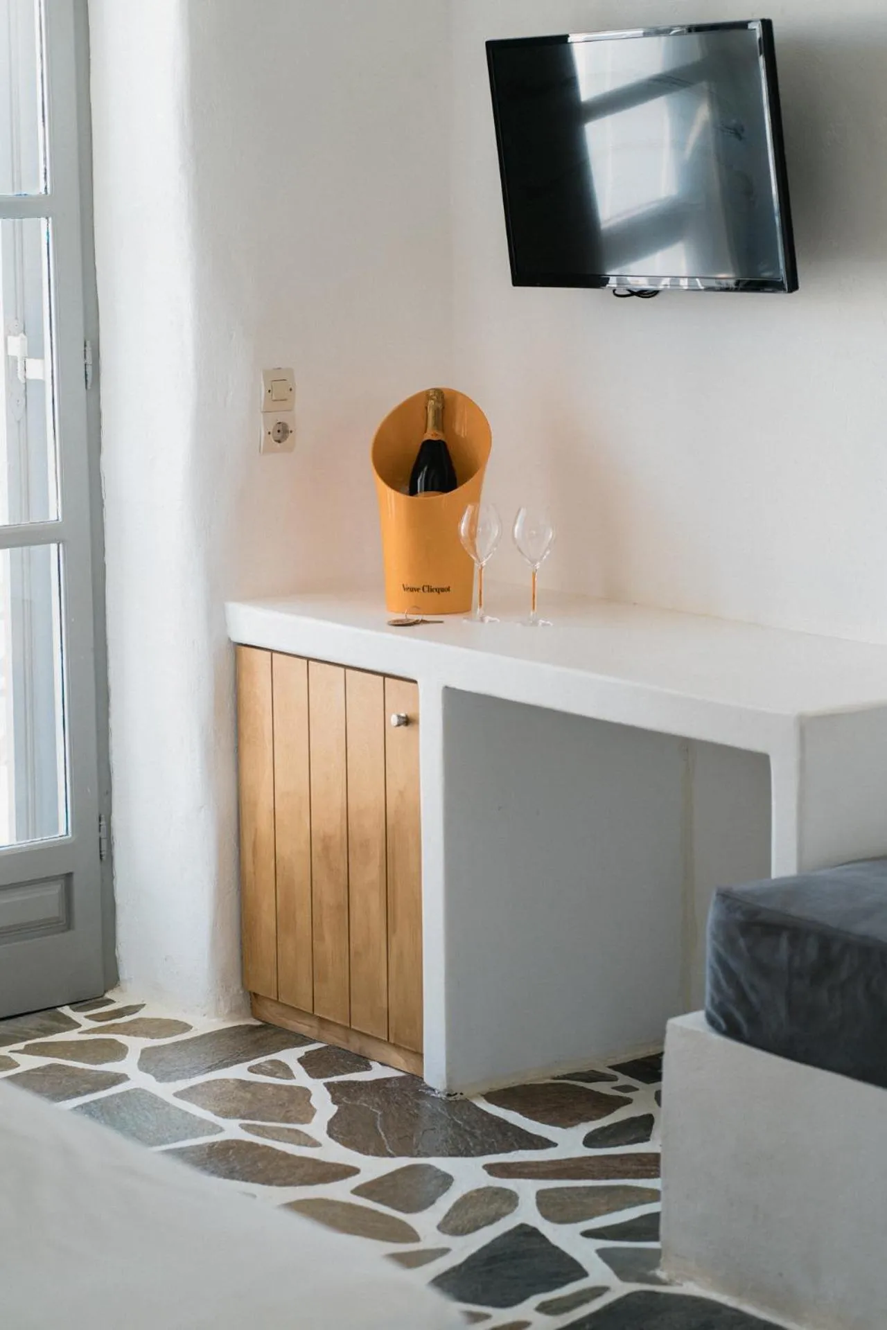 room service in Soros Beach Antiparos