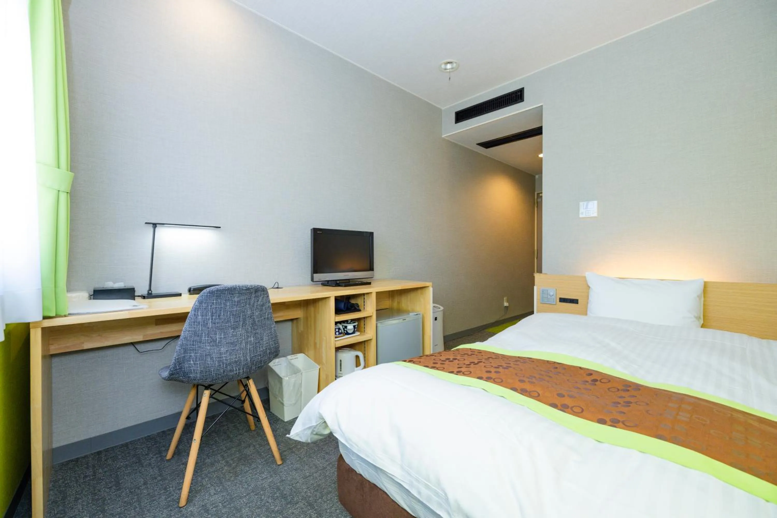 Bedroom, Bed in Hotel Takasago