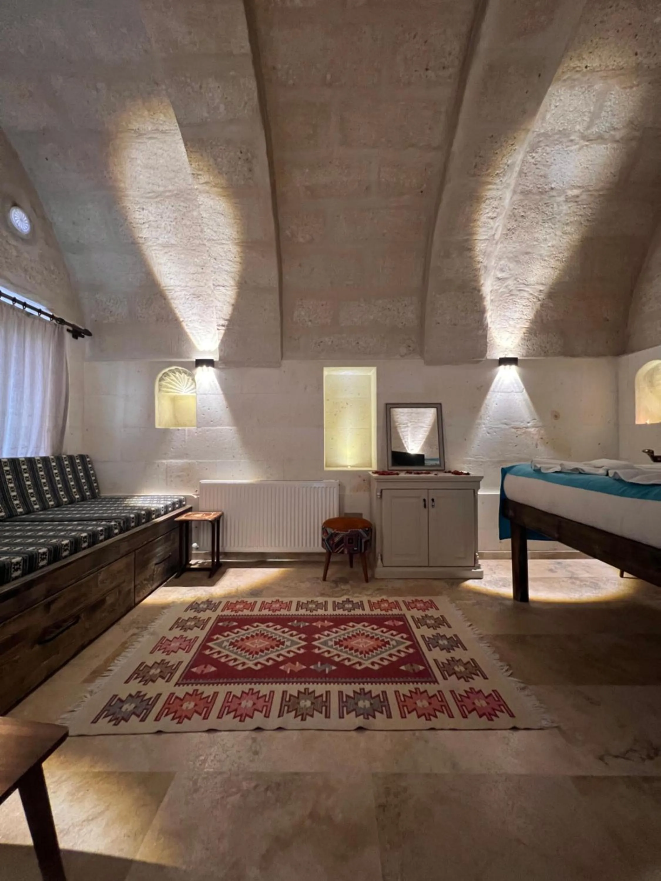 Living room in Uluyol Stone House