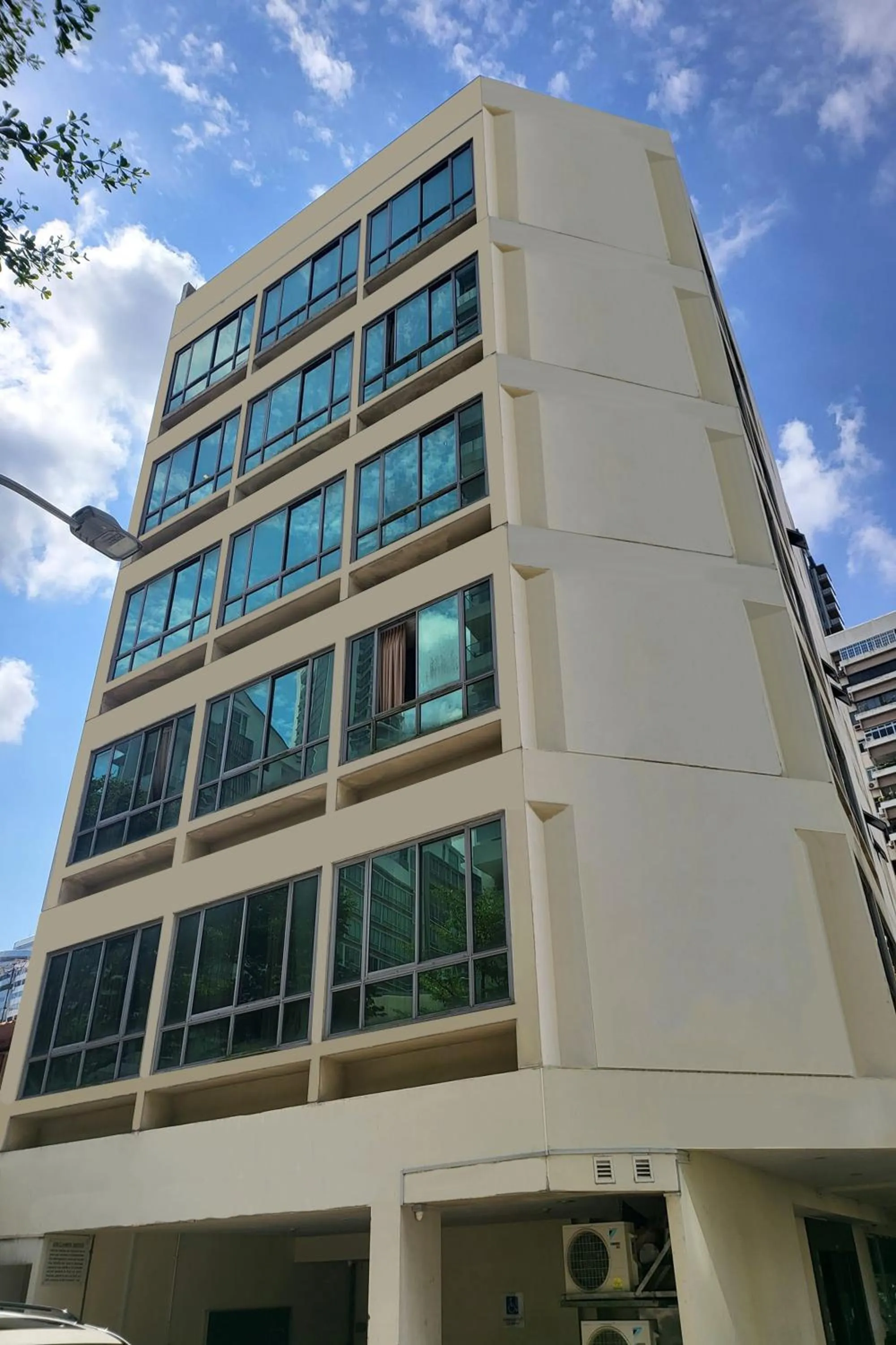 Property building in Philip Hotel Balestier