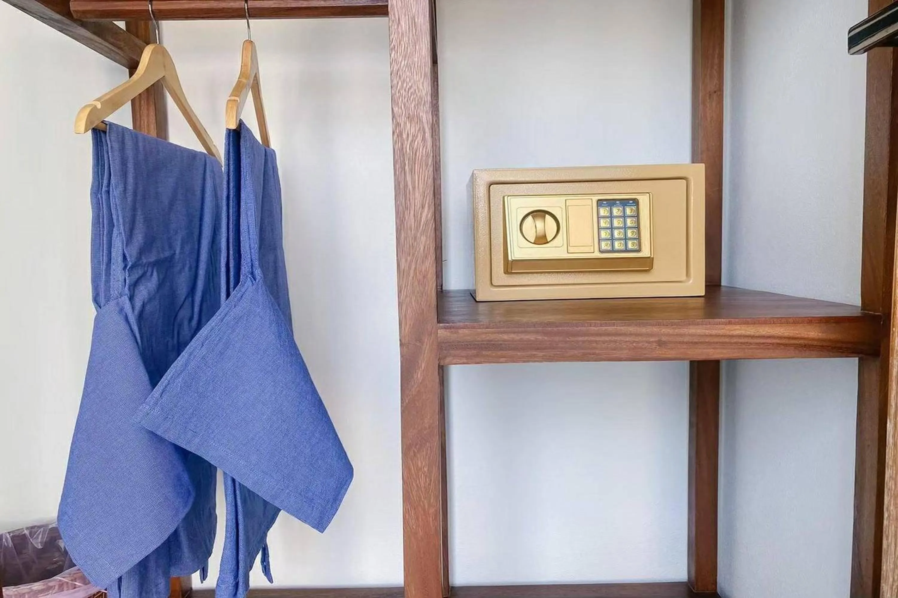 safe in Buffalo Island Resort