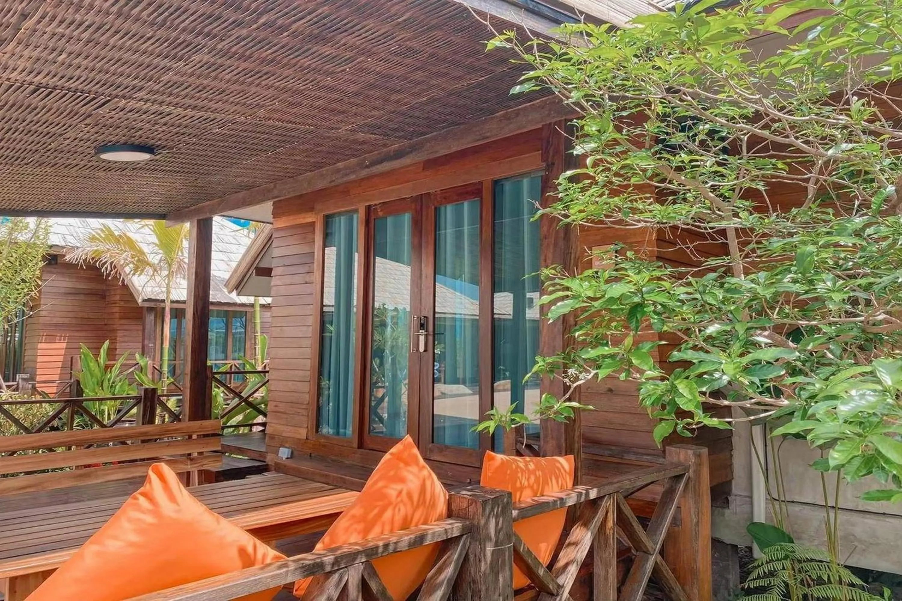 Seating area in Buffalo Island Resort