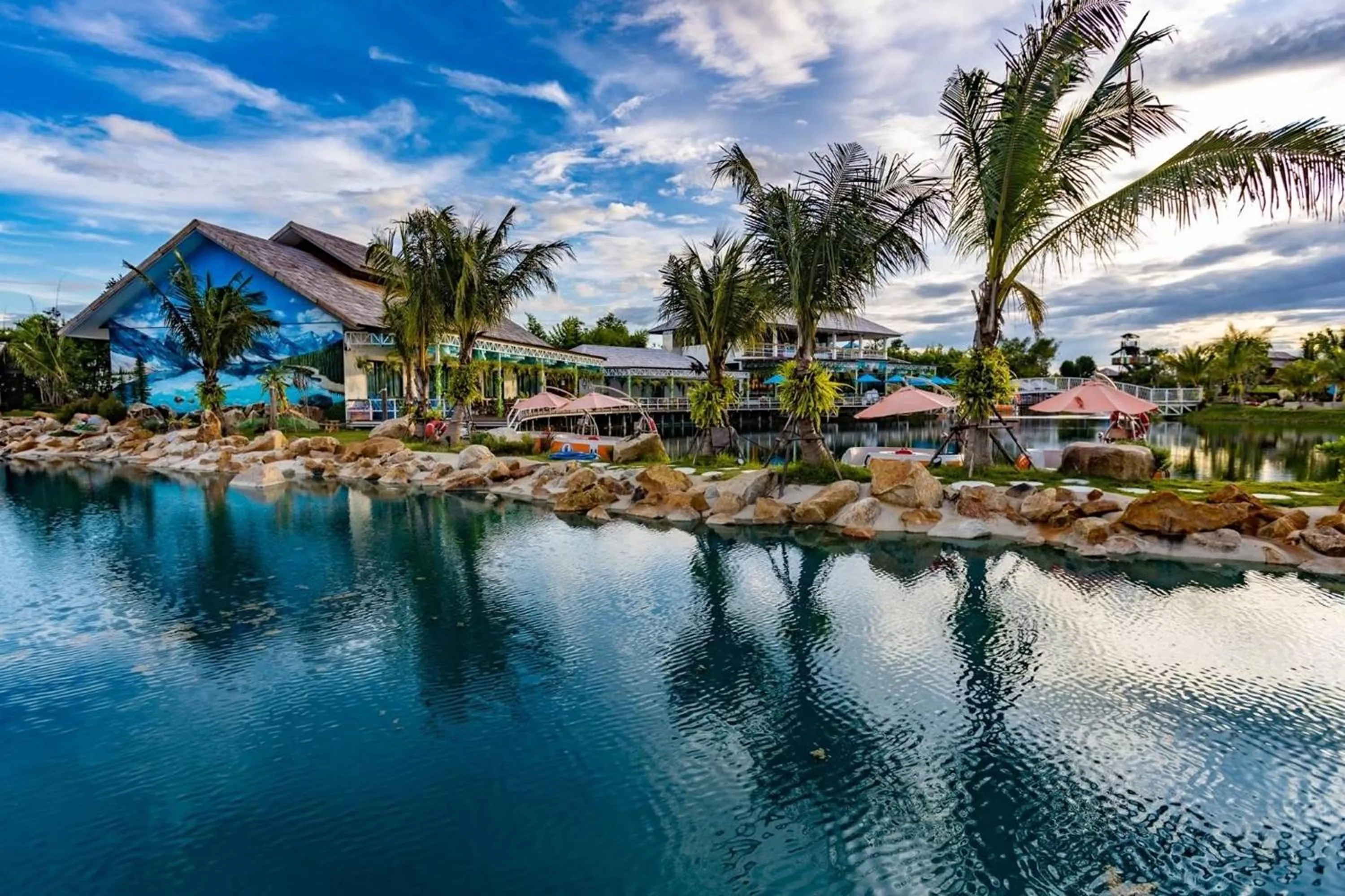 Property building in Buffalo Island Resort