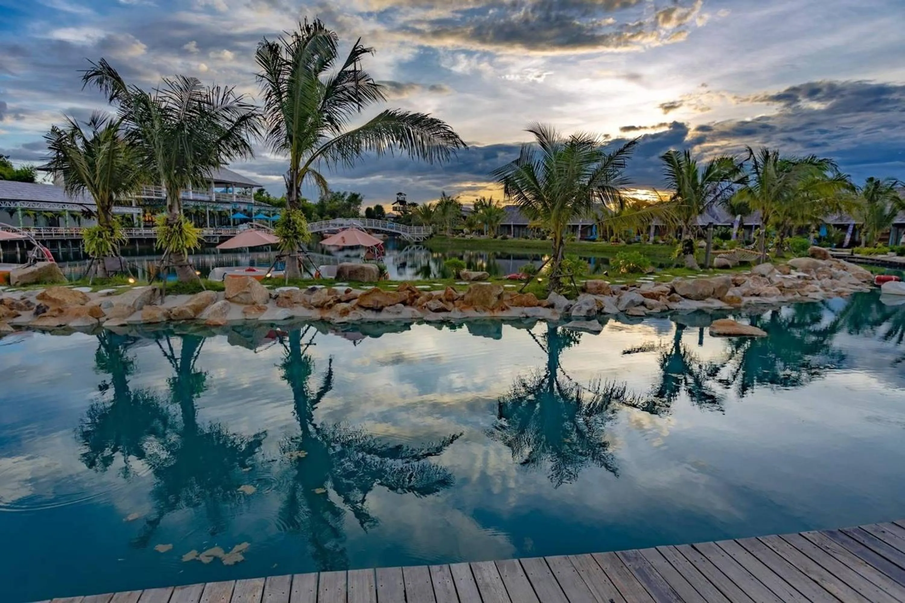 Lake view in Buffalo Island Resort