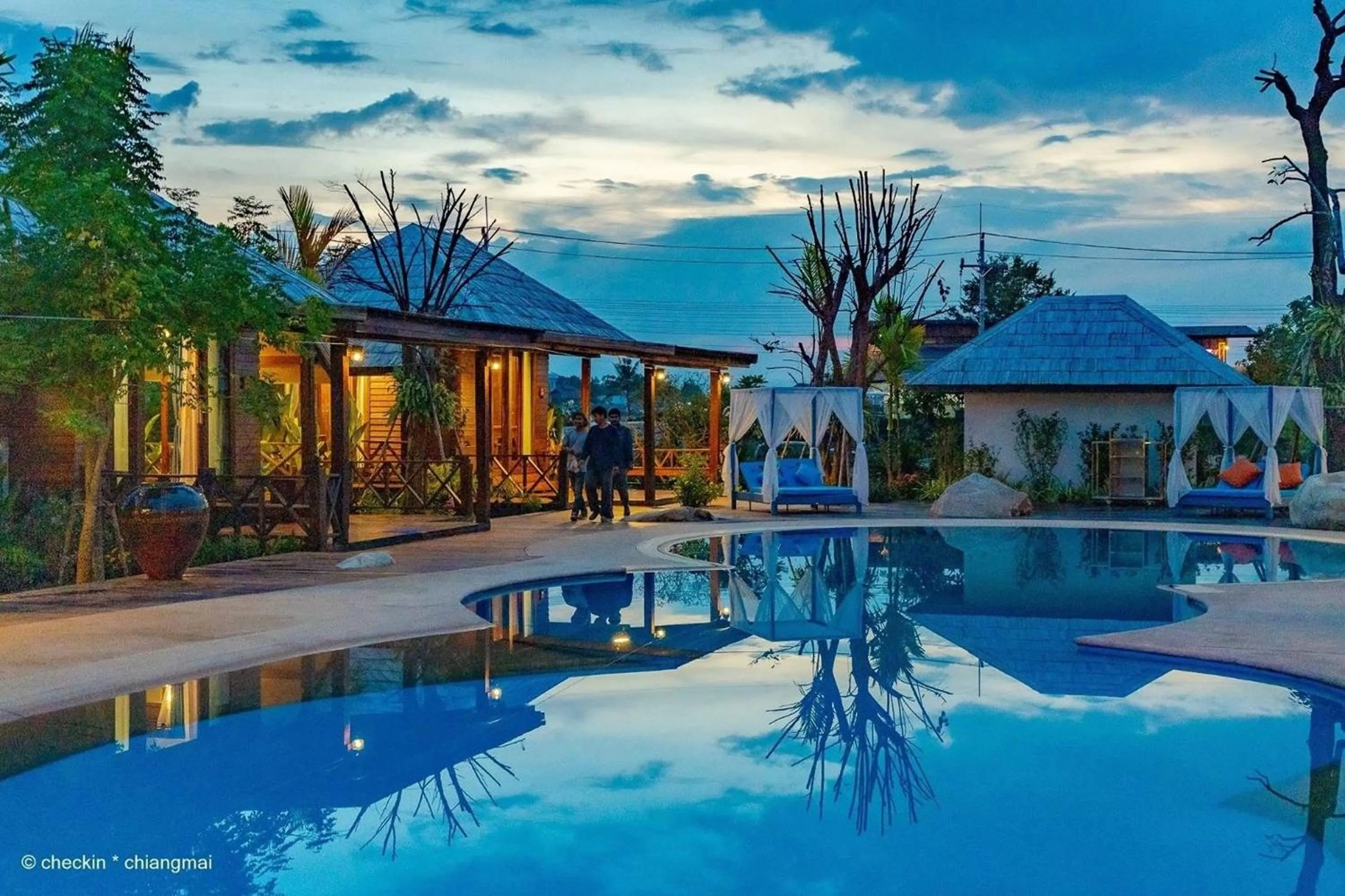 Property building in Buffalo Island Resort