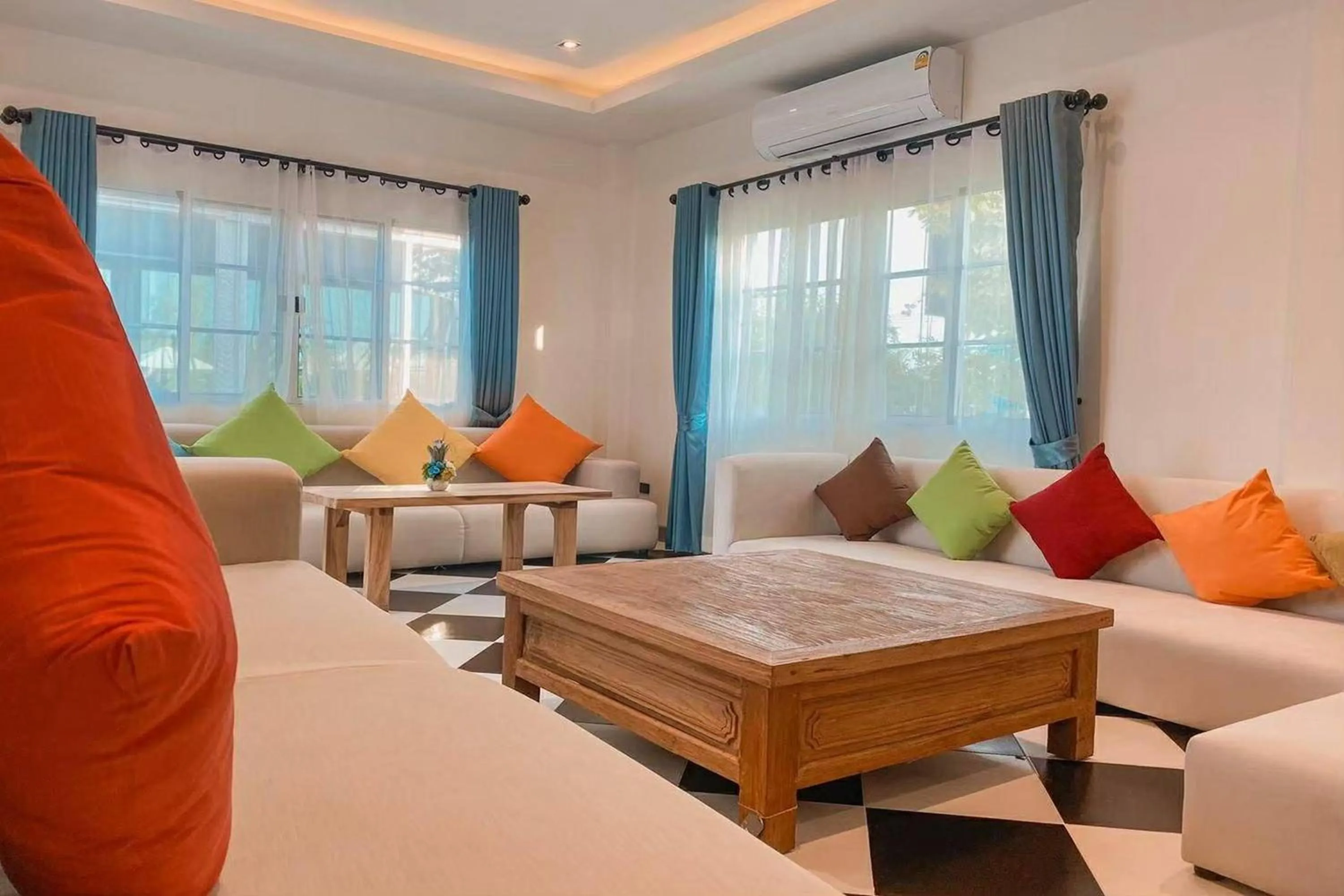 Living room in Buffalo Island Resort