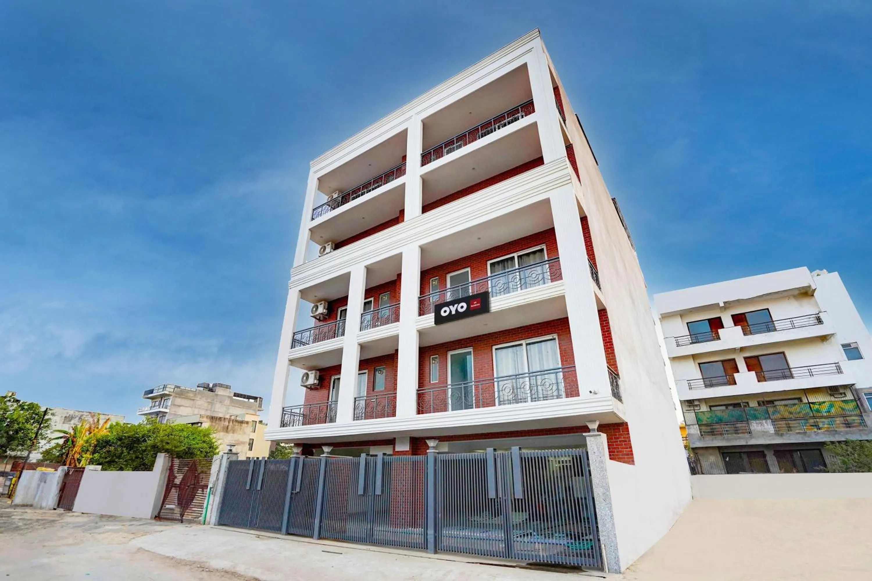 Facade/entrance in HOTEL O RV HOMES