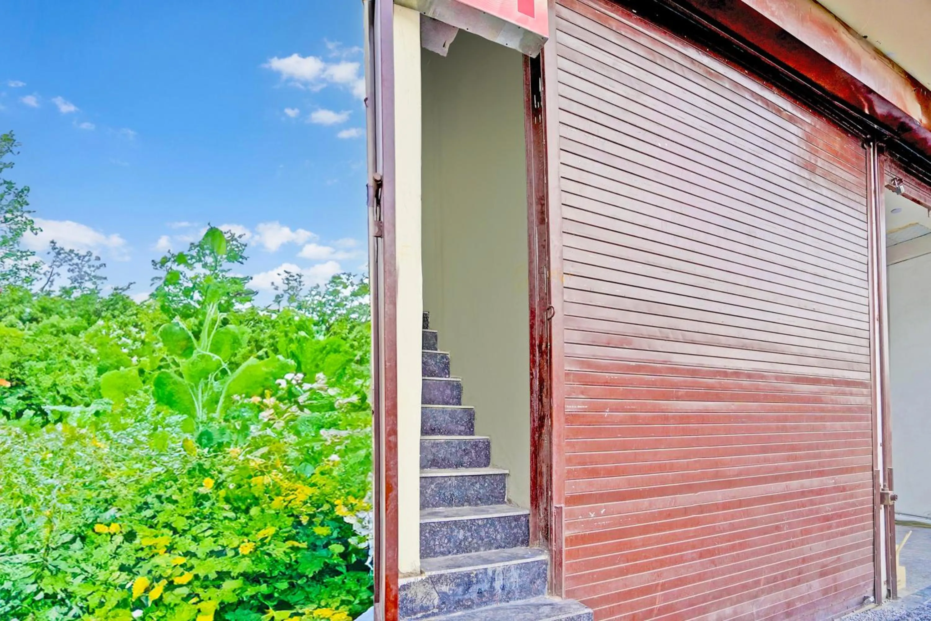 Facade/entrance in Super Hotel O Shree Jee Inn Guest House
