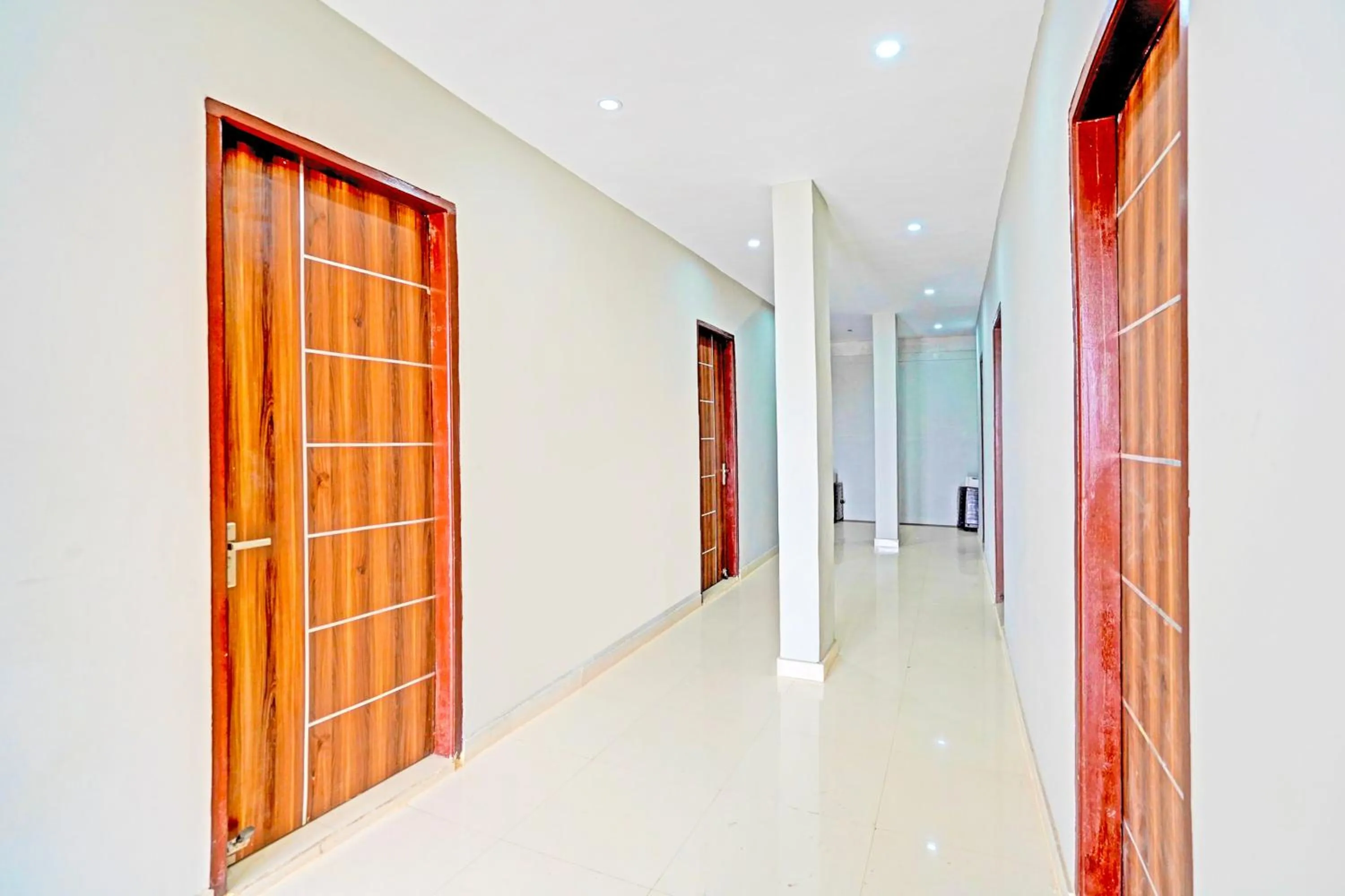 Lobby or reception in Super Hotel O Shree Jee Inn Guest House