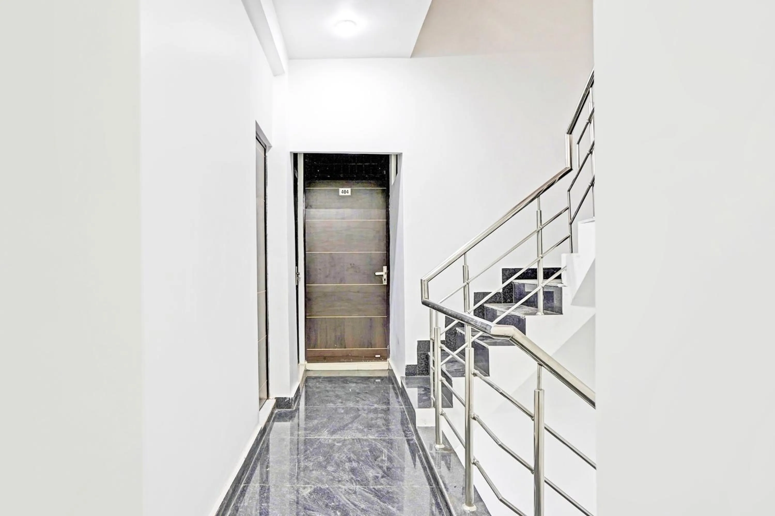 Lobby or reception in Hotel O Rooftop Castle