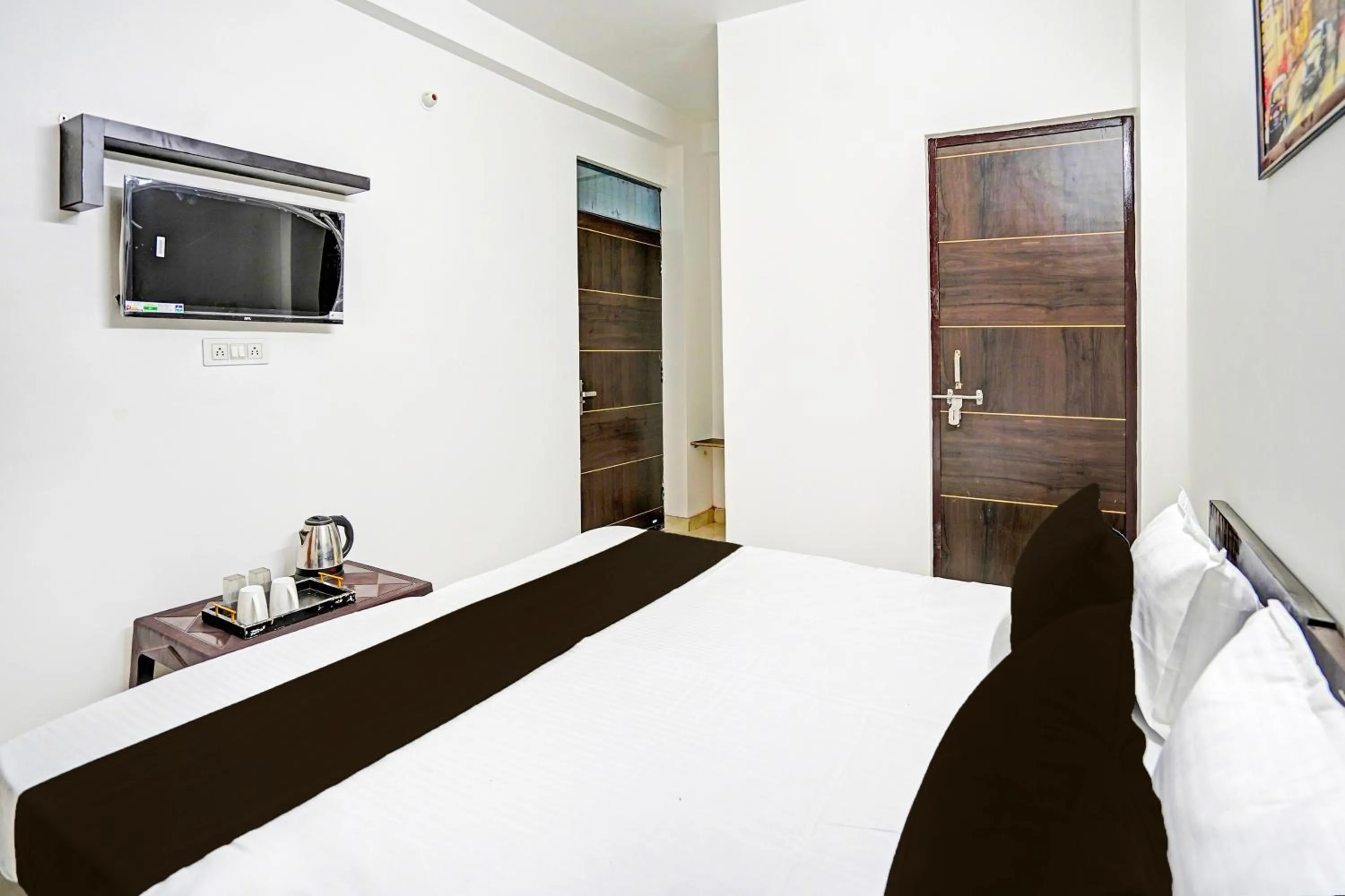 Bedroom, Bed in Hotel O Rooftop Castle