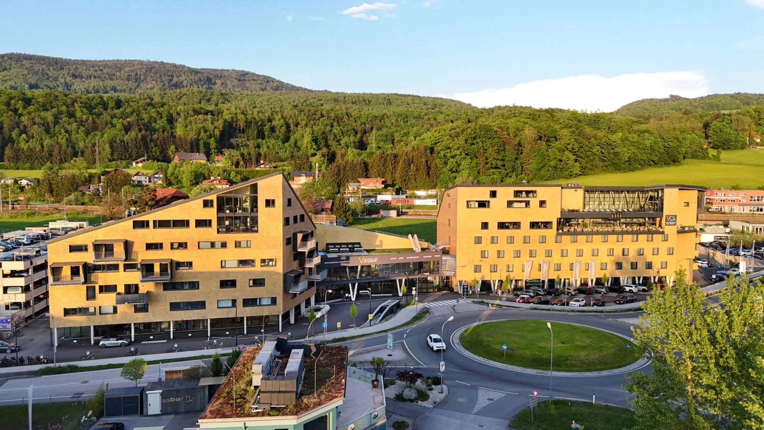 Property building in Hotel im Zentrum für Visionen