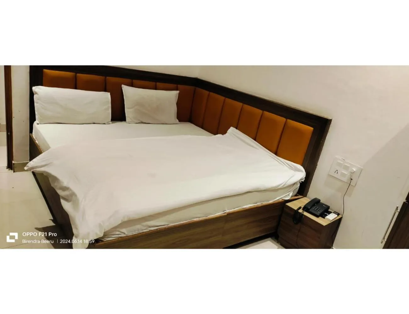 Bed in Hotel Ganges Park, Haridwar