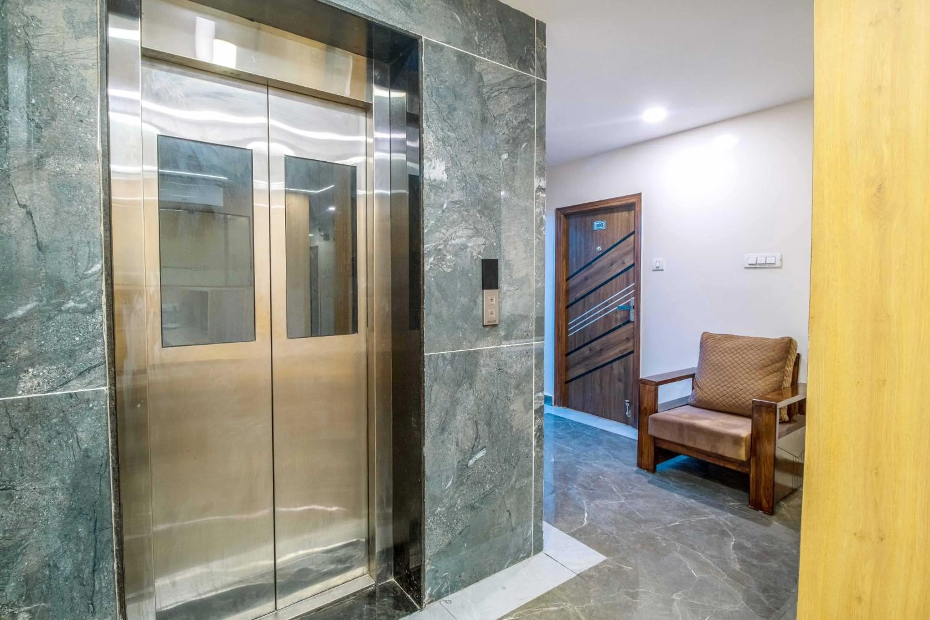 elevator in Treebo The Address Inn Mehdipatnam