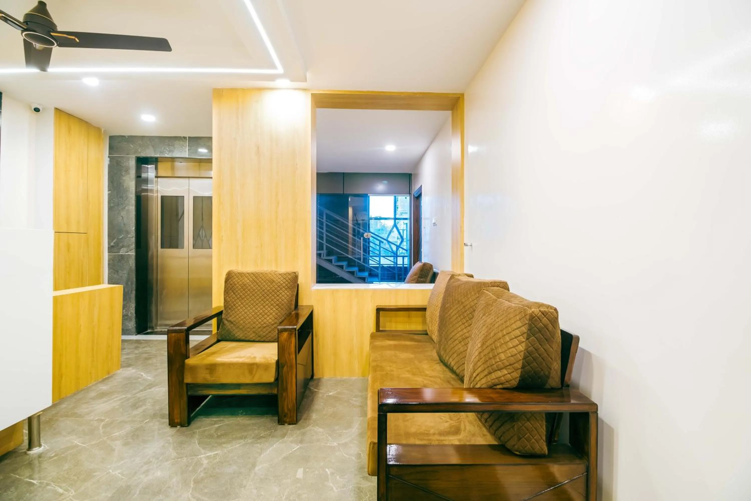 Lobby or reception in Treebo The Address Inn Mehdipatnam