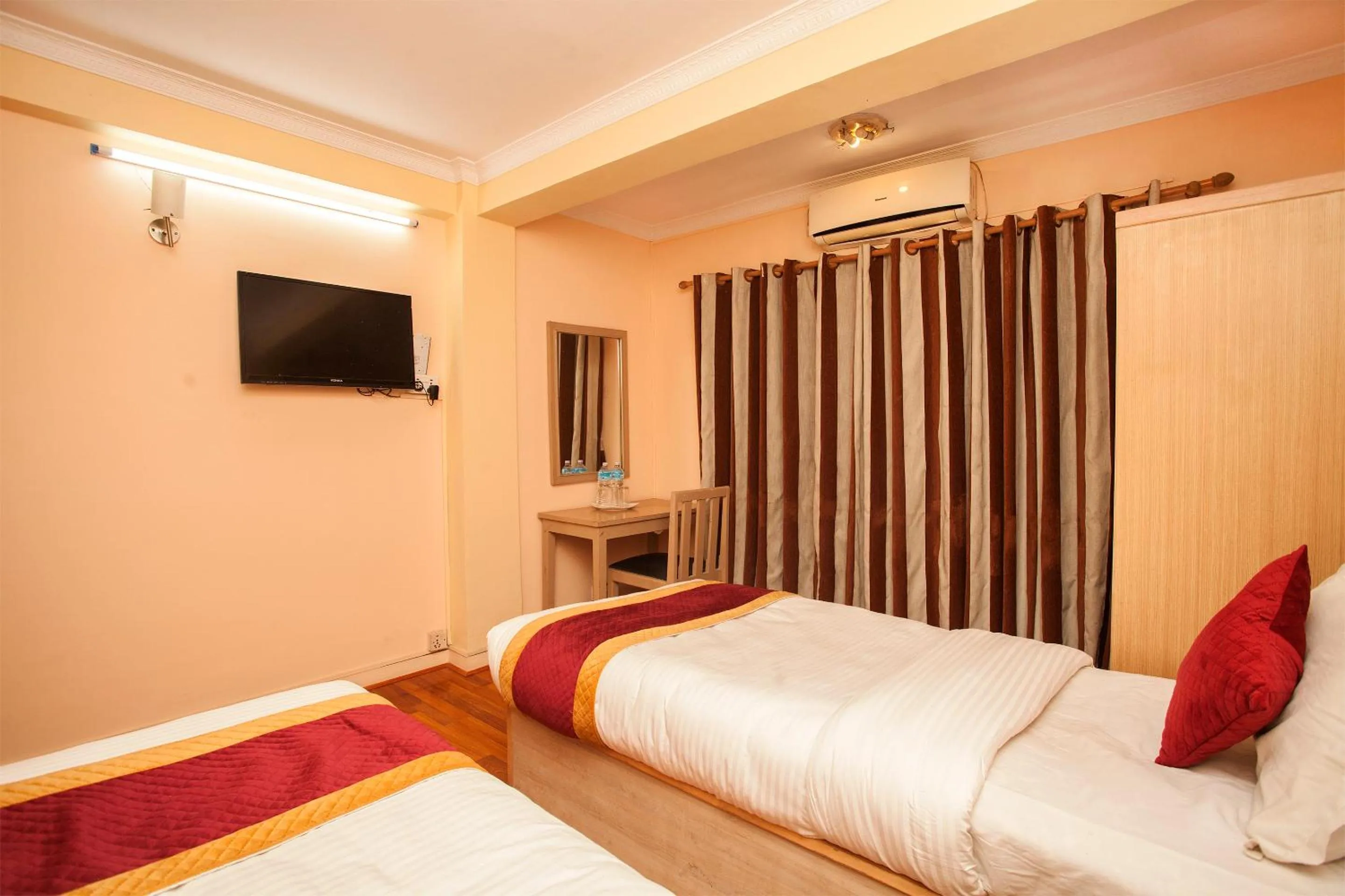 Bedroom, Bed in Hotel Mountain Gateway