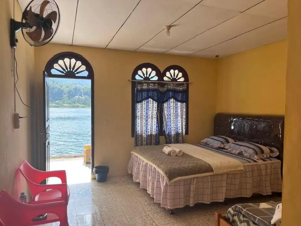 Bed in Abadi Guest House