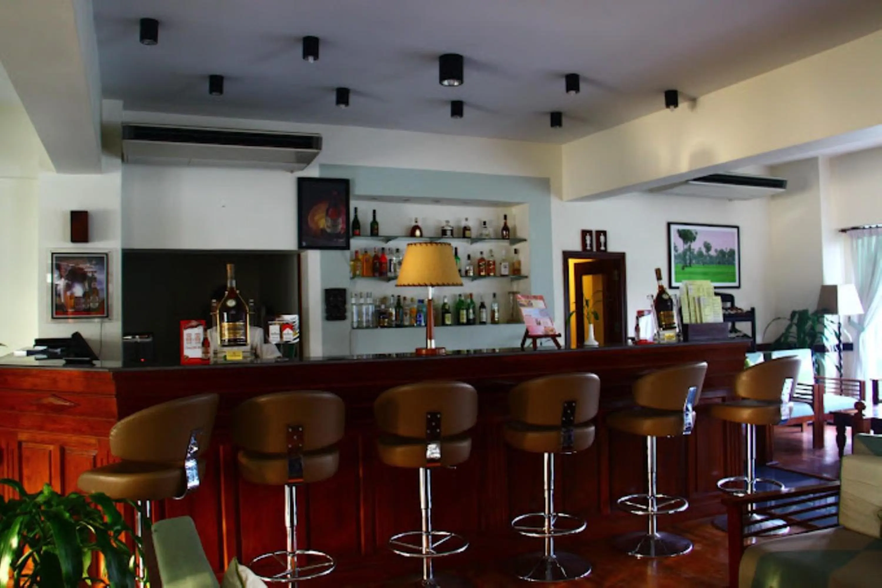 Lounge or bar in EG Paradise Angkor Villa Hotel