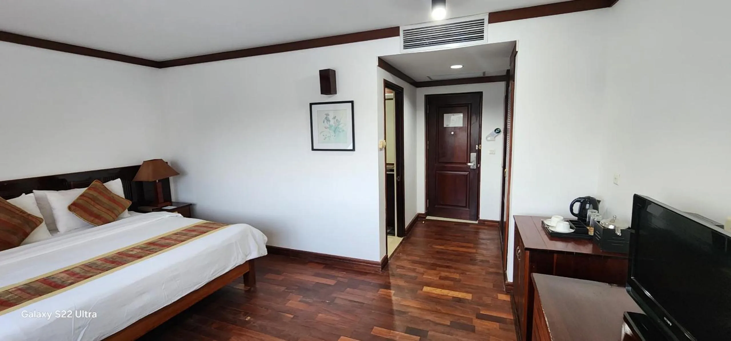 Living room, Bed in EG Paradise Angkor Villa Hotel