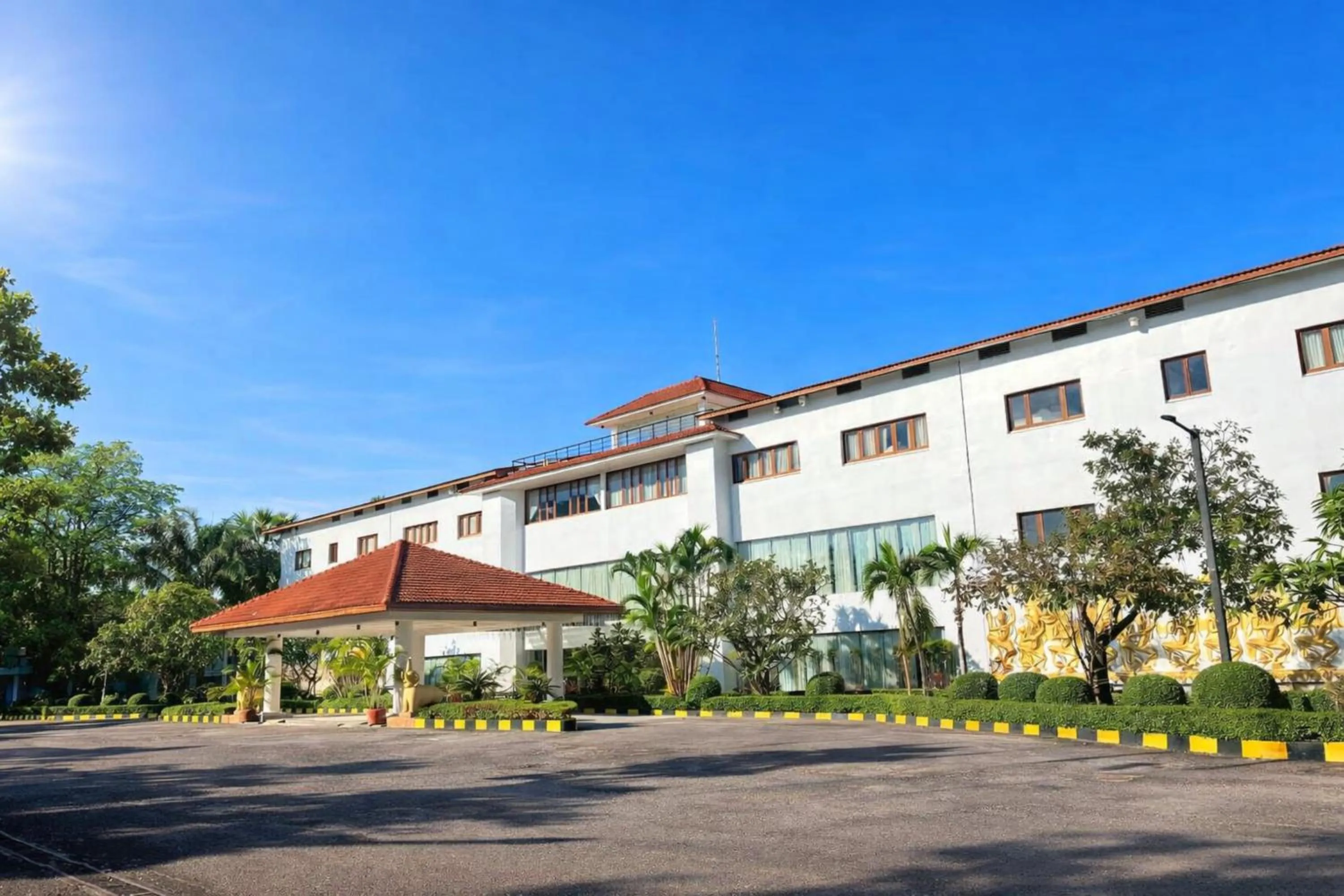 Property building in EG Paradise Angkor Villa Hotel