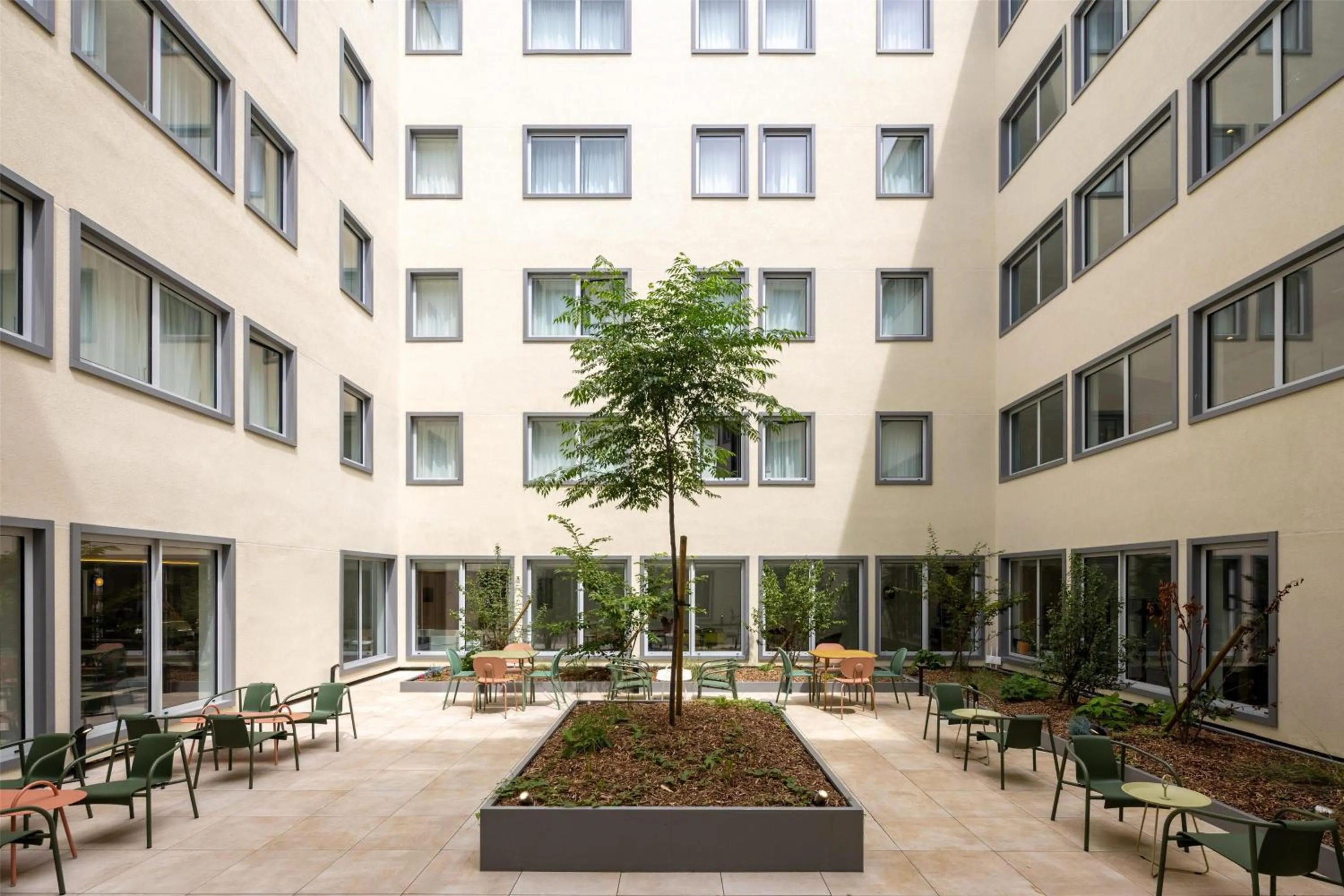 Patio in Hampton By Hilton Paris Charles De Gaulle Airport