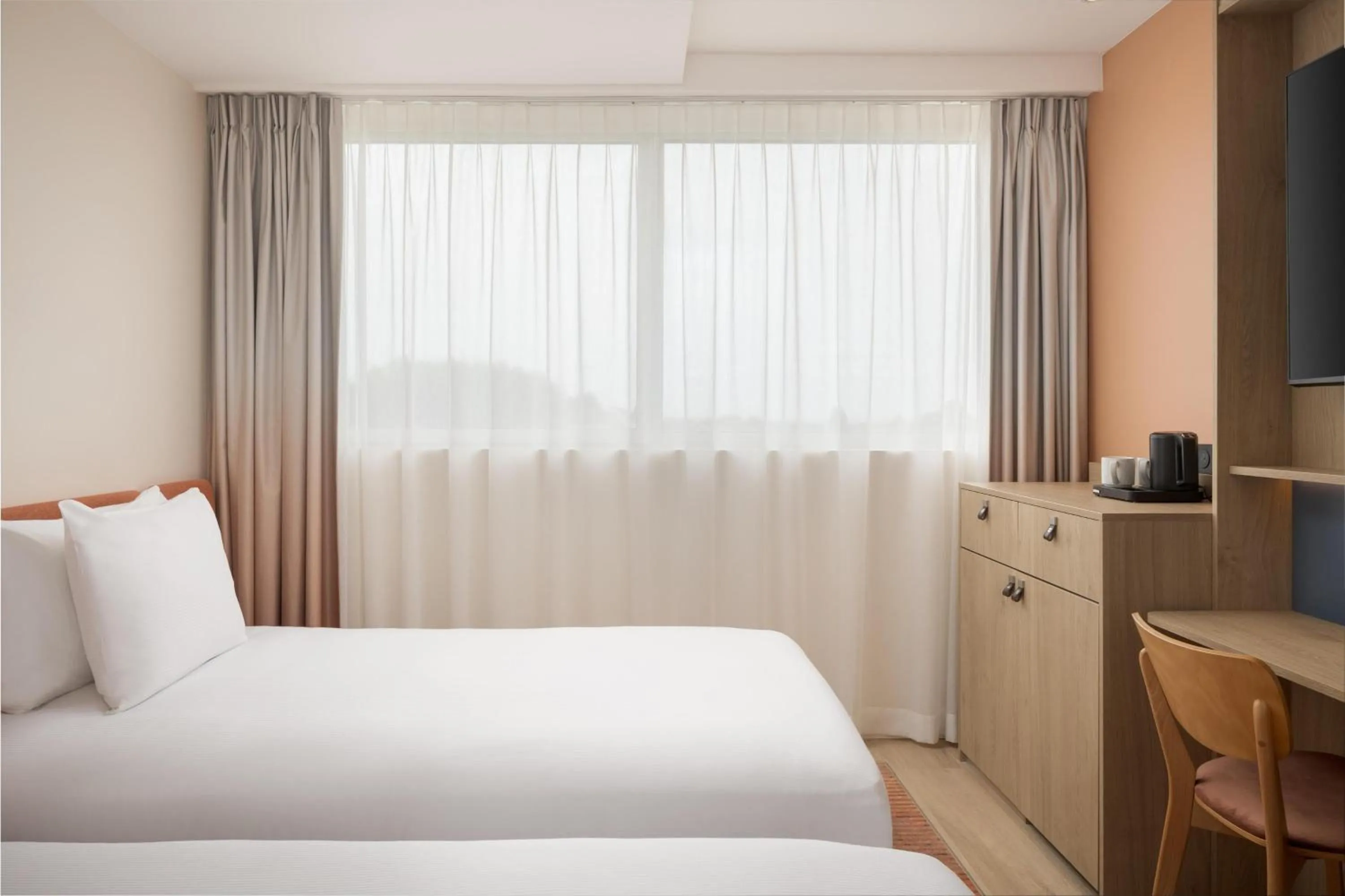 Bed in Hampton By Hilton Paris Charles De Gaulle Airport