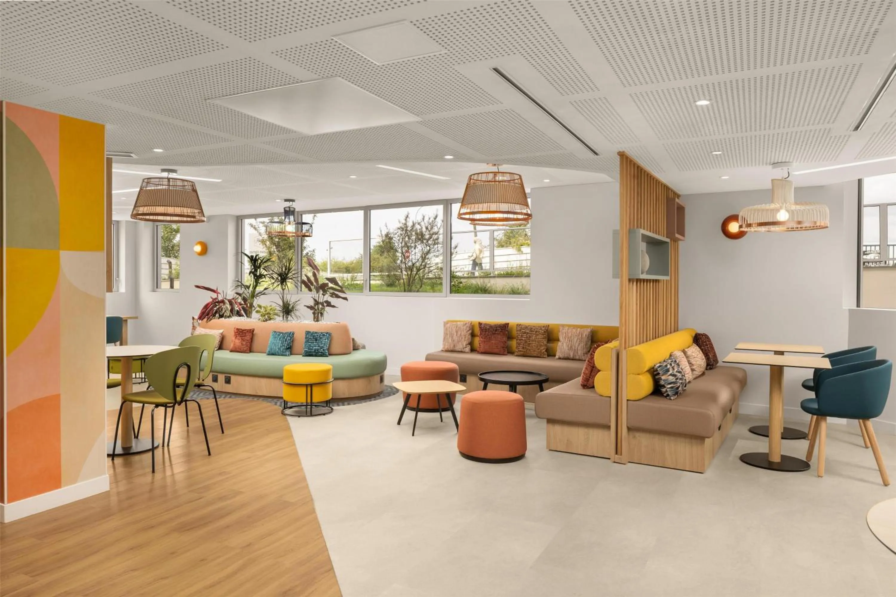 Lobby or reception in Hampton By Hilton Paris Charles De Gaulle Airport