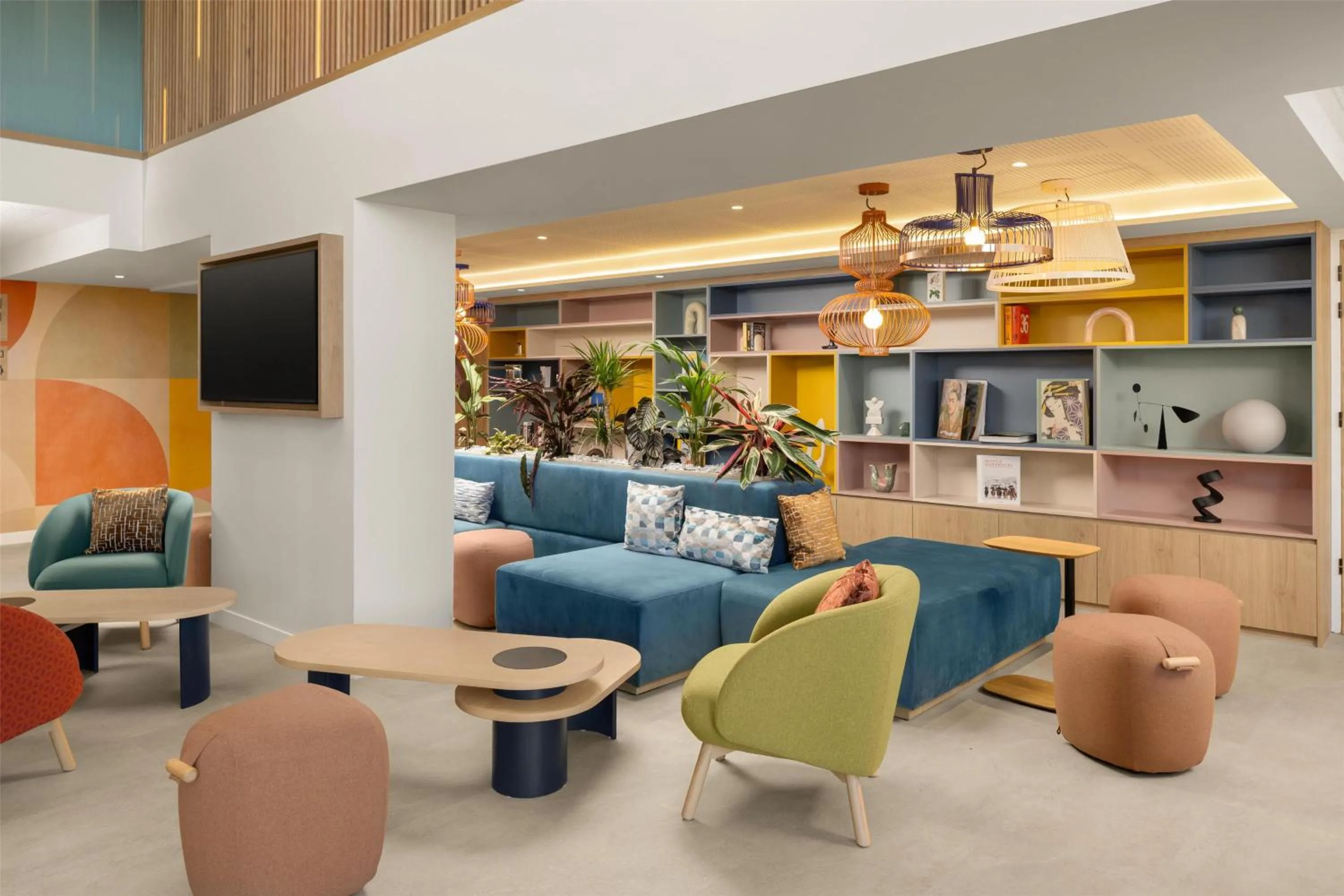 Lobby or reception in Hampton By Hilton Paris Charles De Gaulle Airport