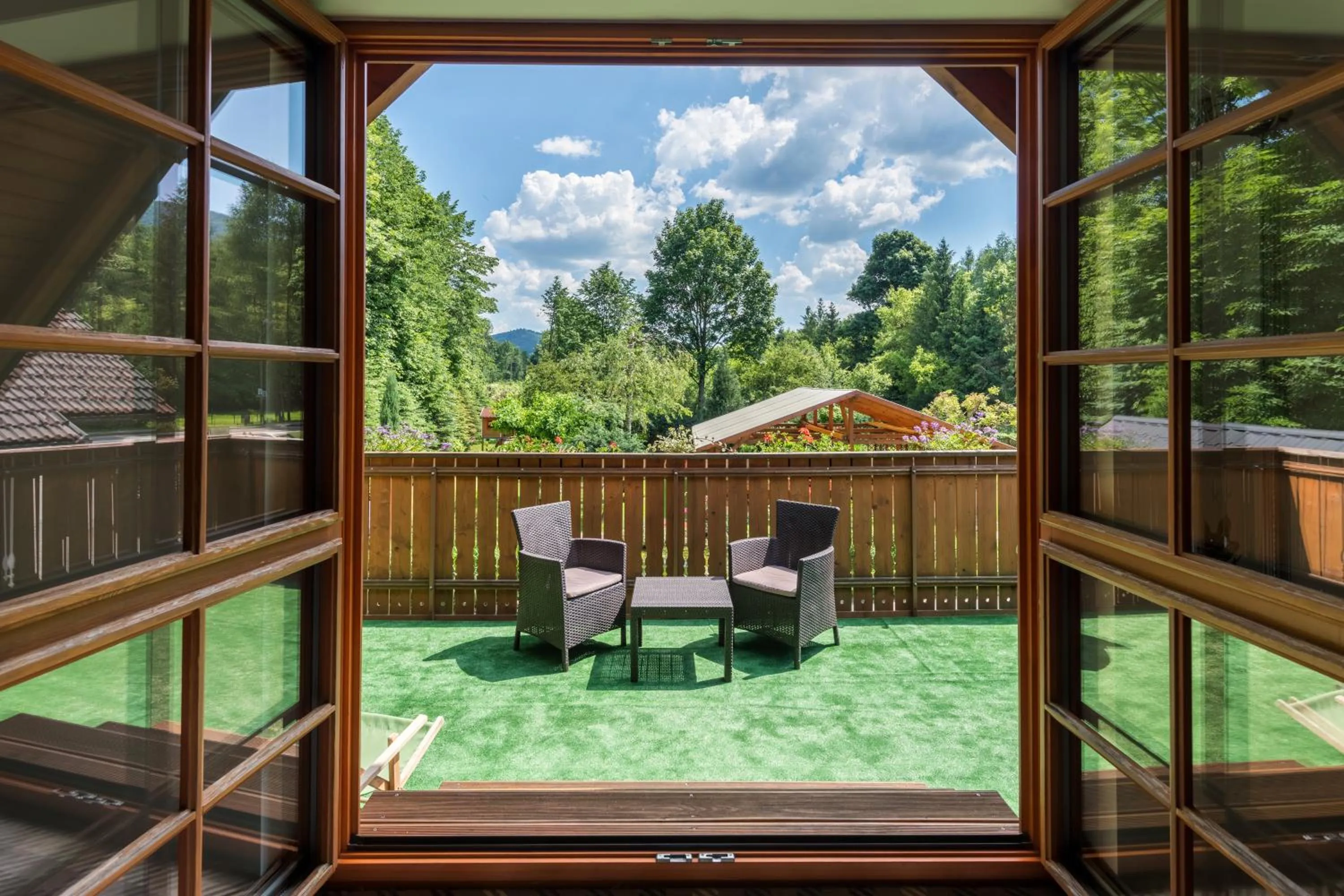 Balcony/Terrace in Sielanka Pokoje Hotelowe, Restauracja - Ustroń