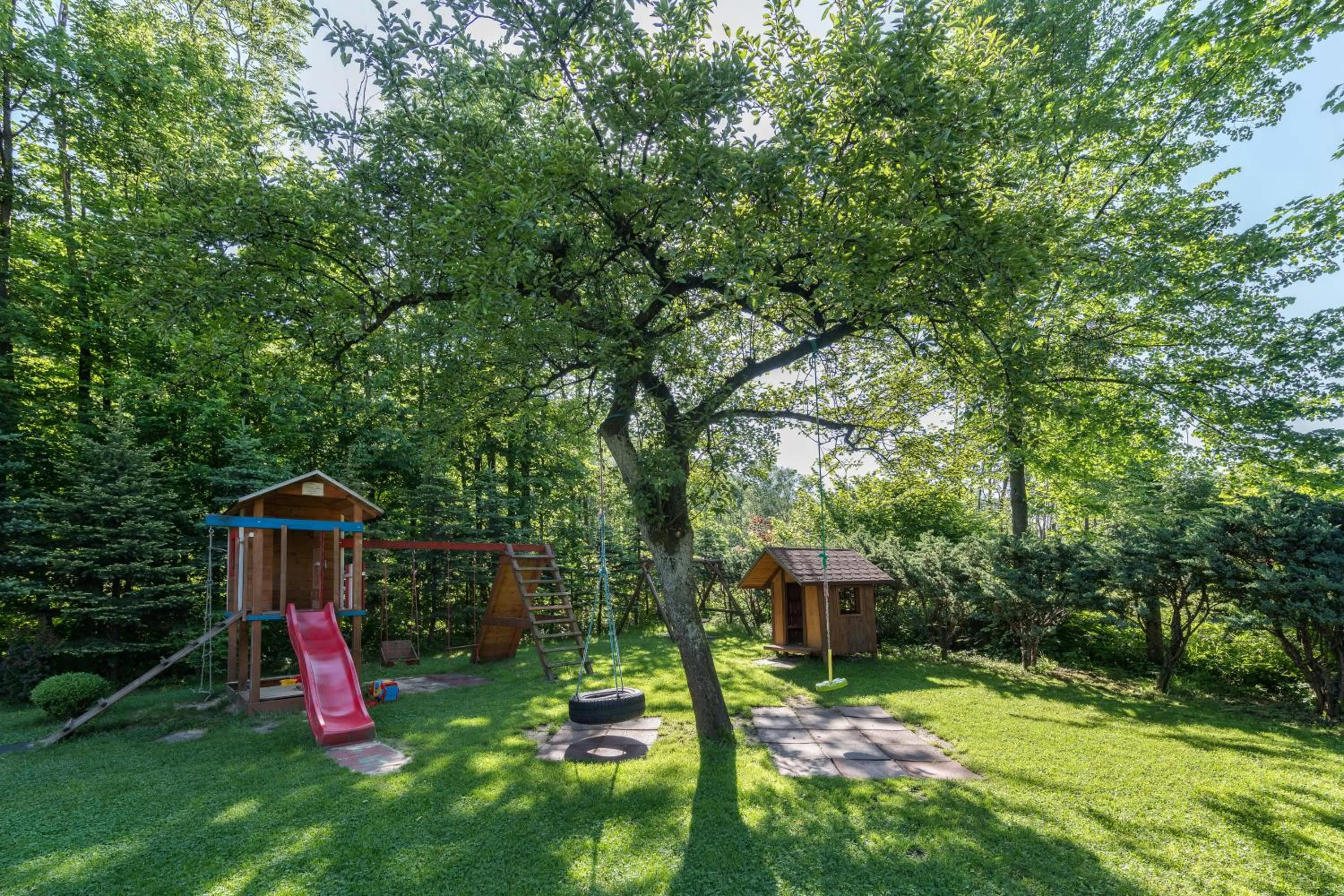 Children play ground in Sielanka Pokoje Hotelowe, Restauracja - Ustroń