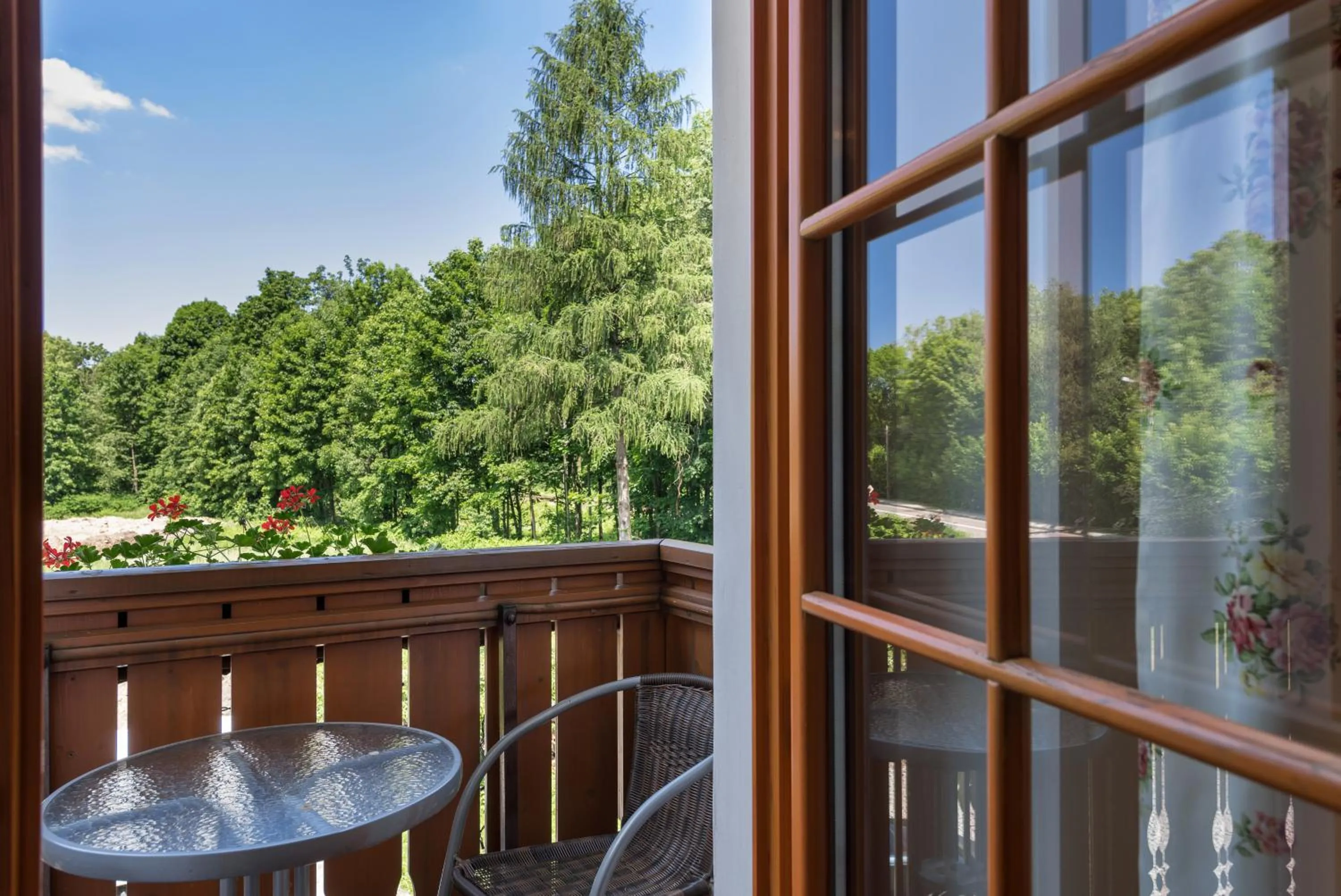 Balcony/Terrace in Sielanka Pokoje Hotelowe, Restauracja - Ustroń