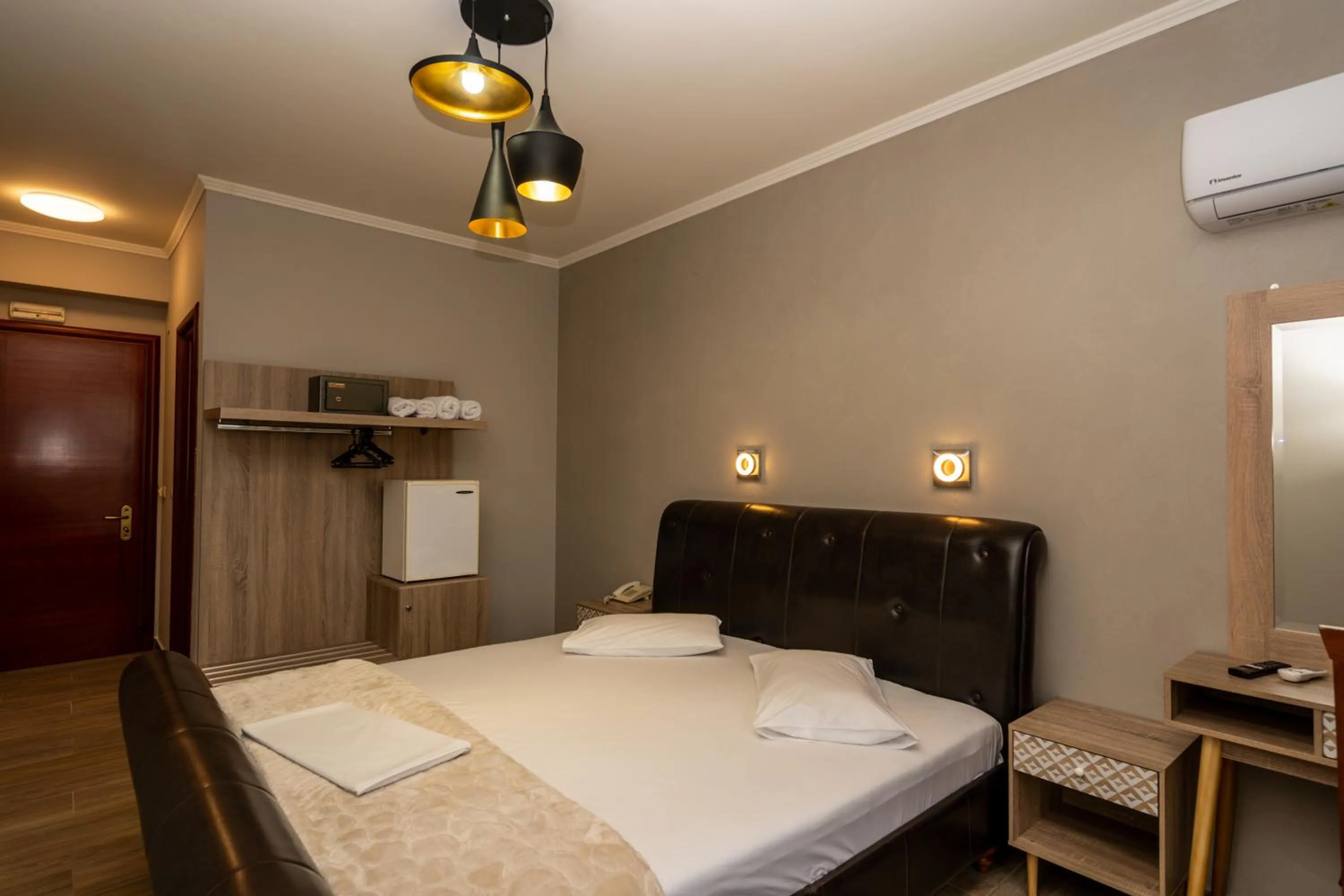 Bed in Hotel Epavlis