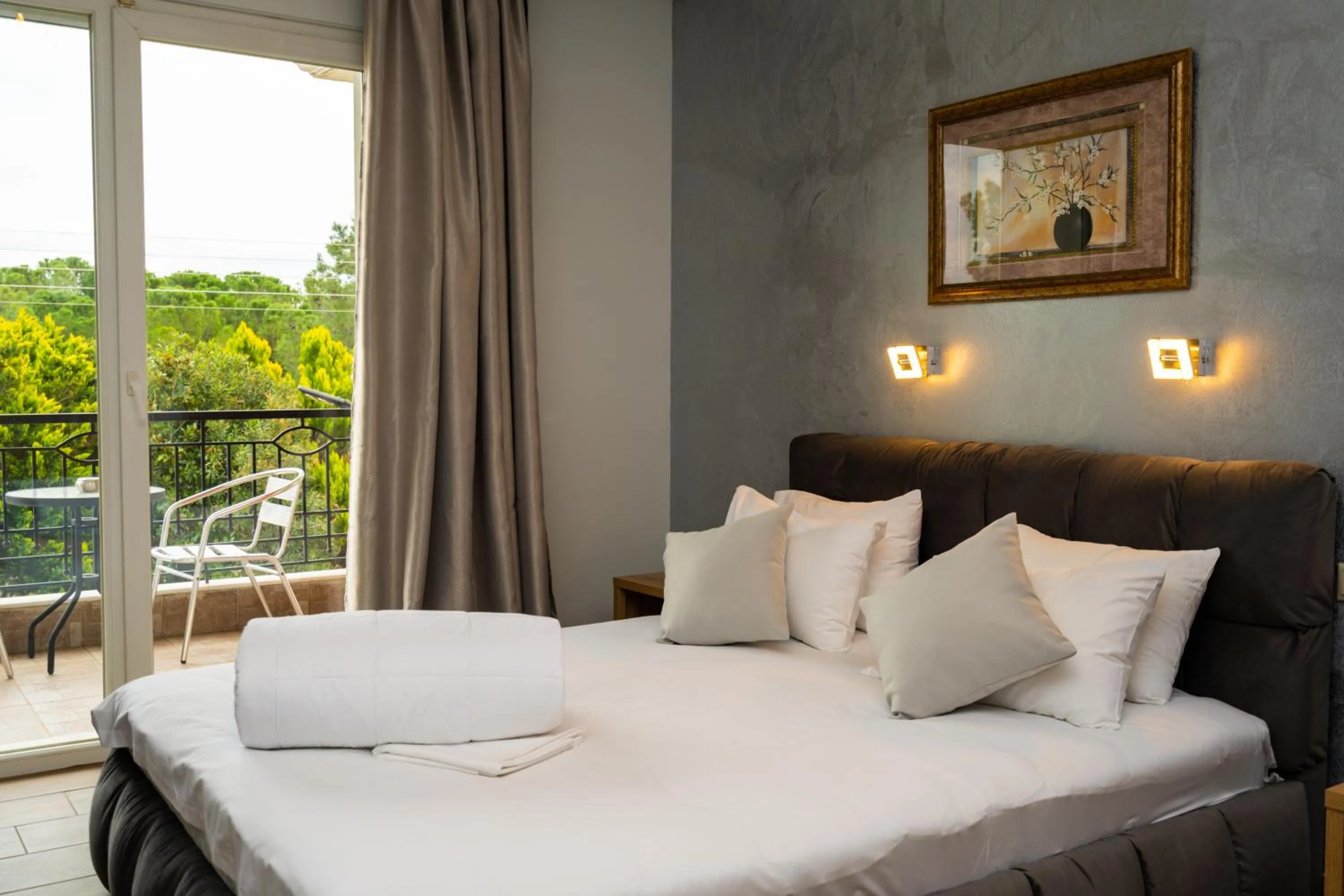 Bed in Hotel Epavlis