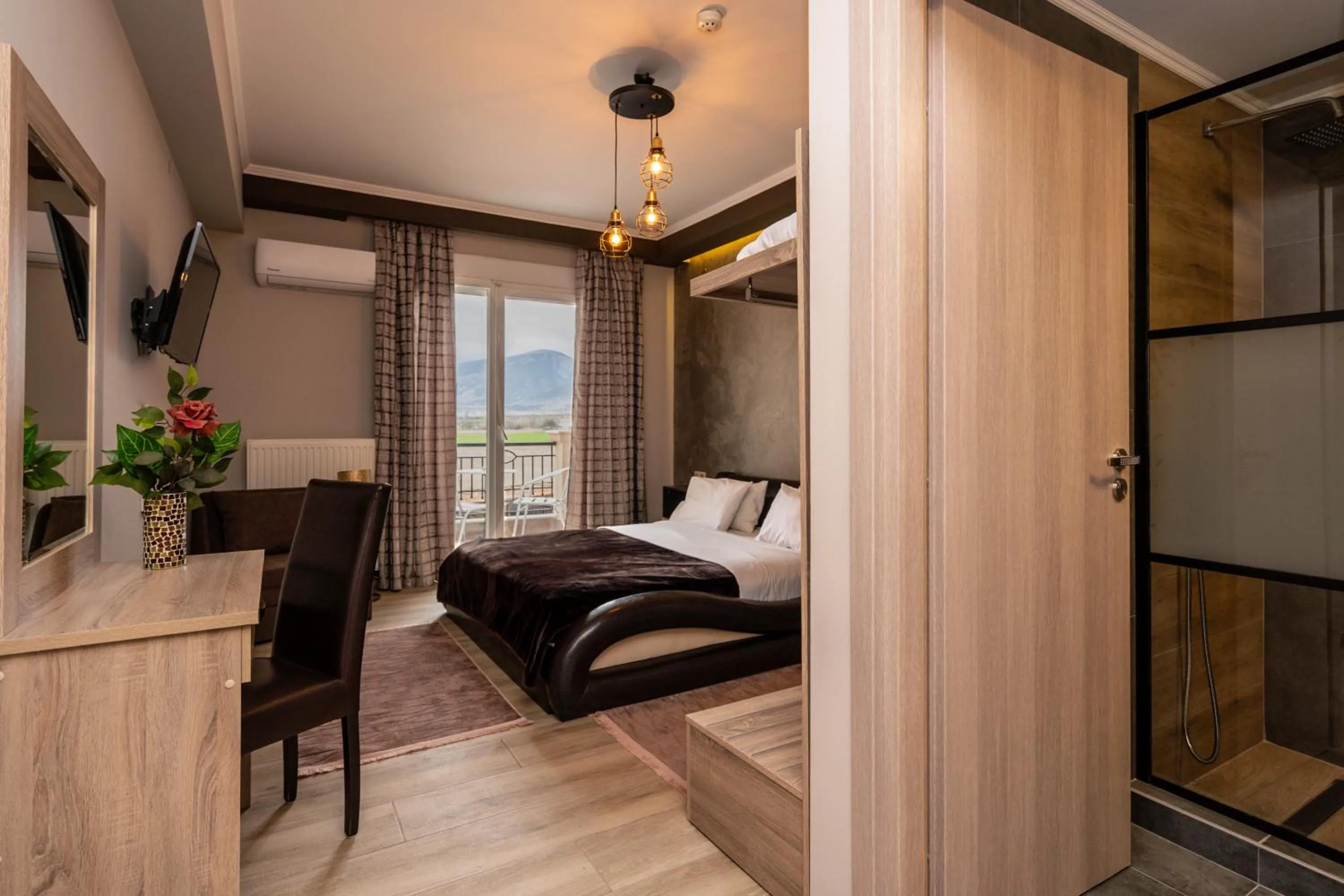 Bed in Hotel Epavlis