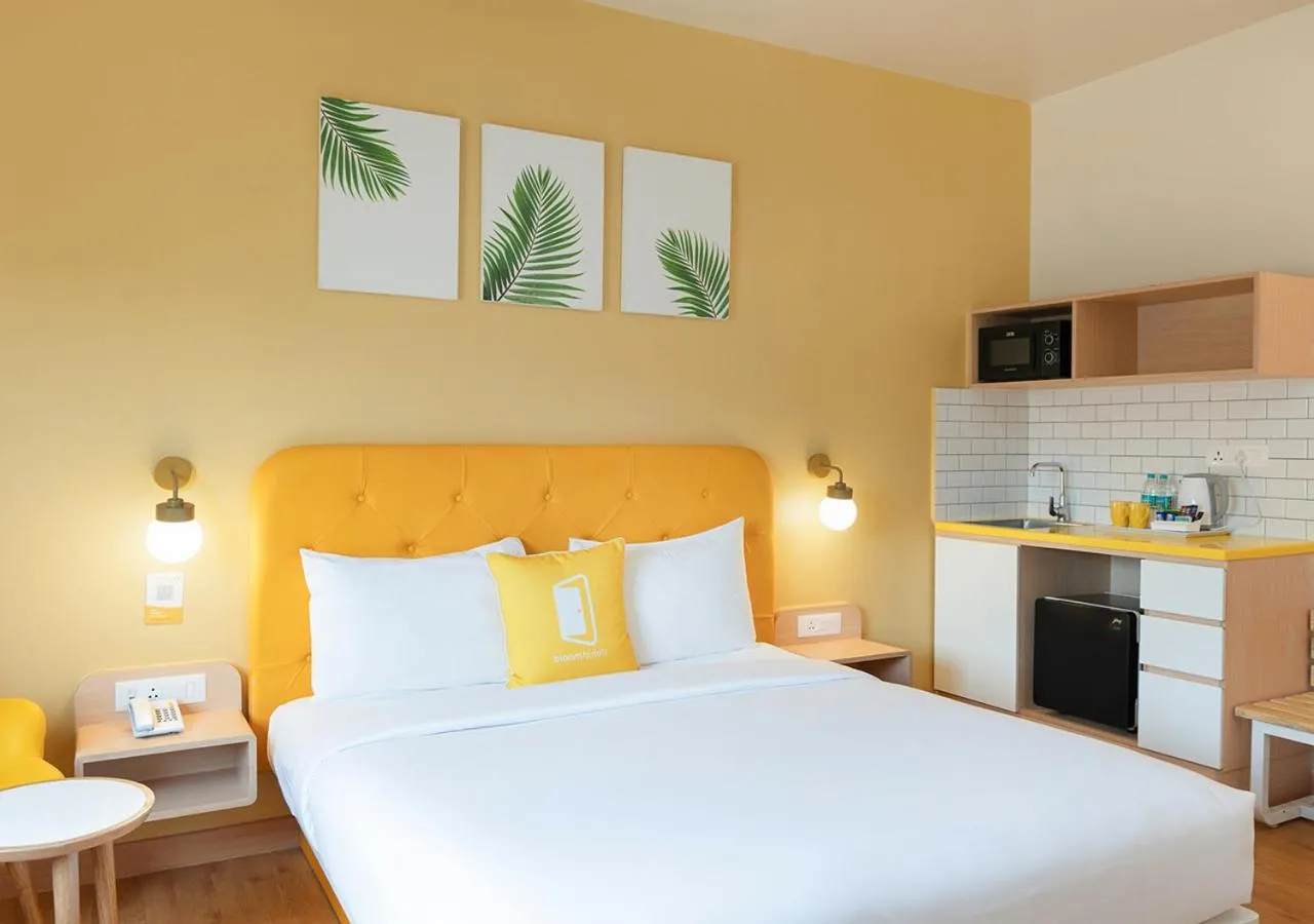 Bedroom, Bed in Bloom Hotel - Financial District