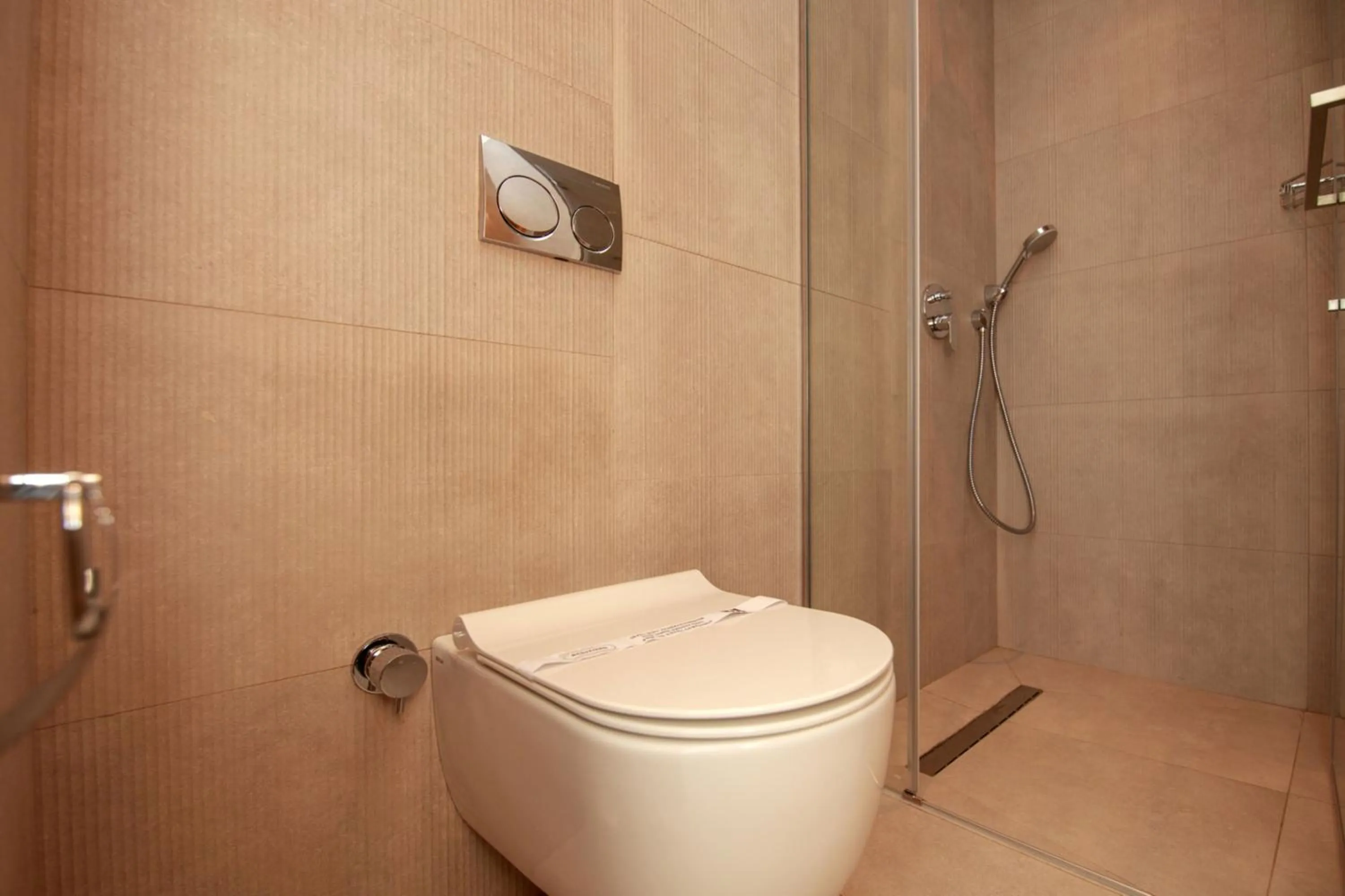 Shower in Casa Lumar Luxury Lodging- Adult Only