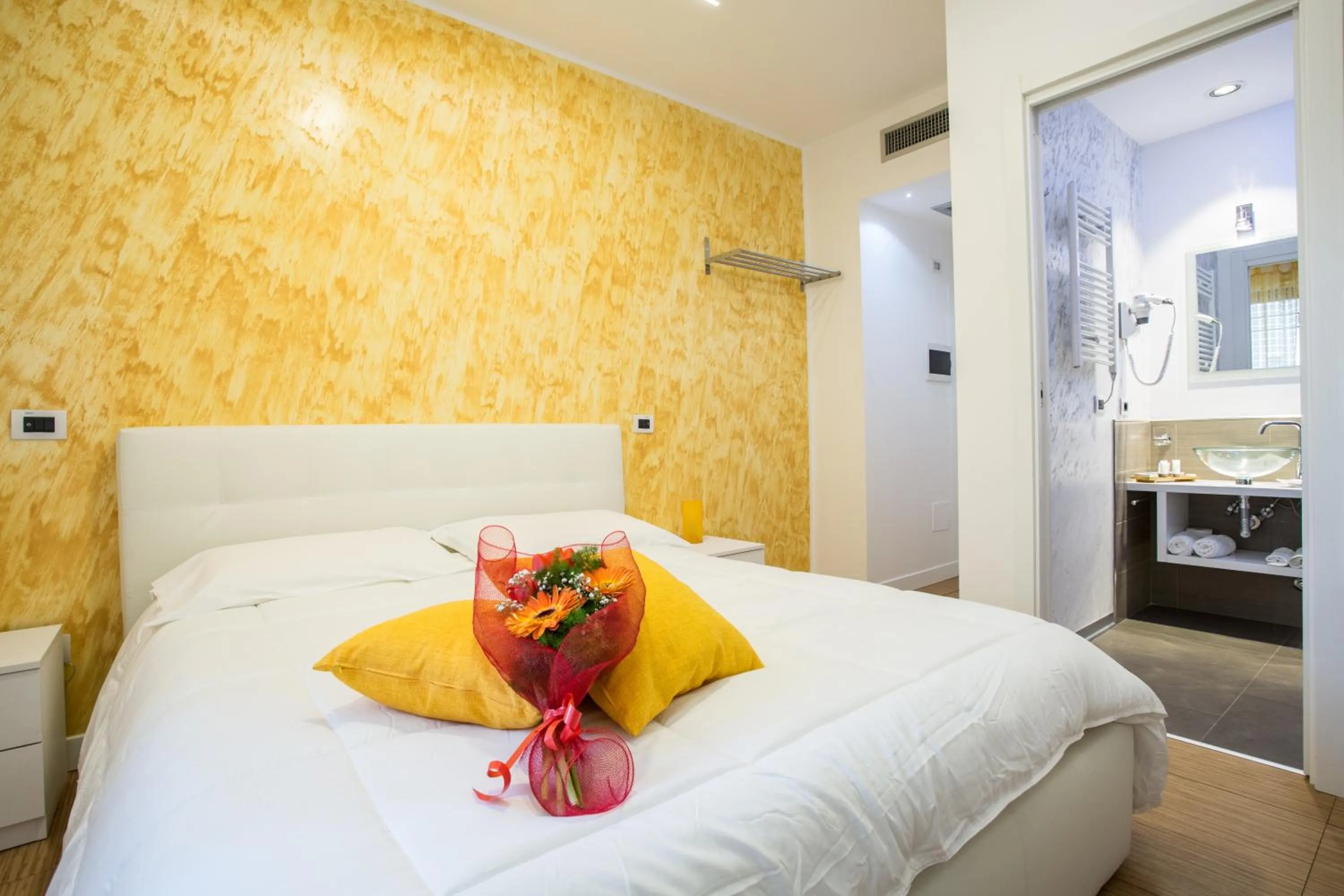 Photo of the whole room, Bed in Valle Aurelia House