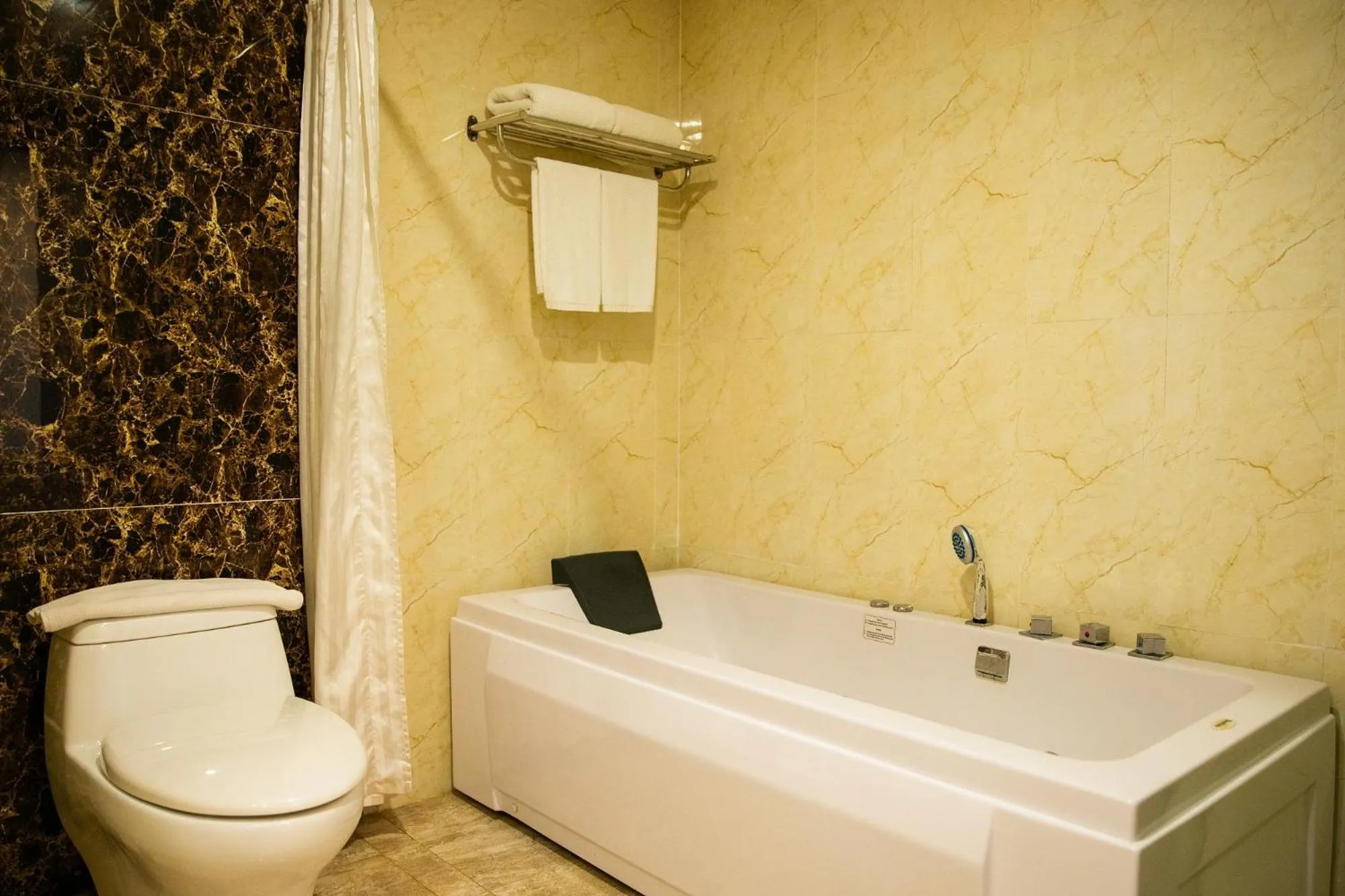 Bathroom in Muong Thanh Dien Chau Hotel